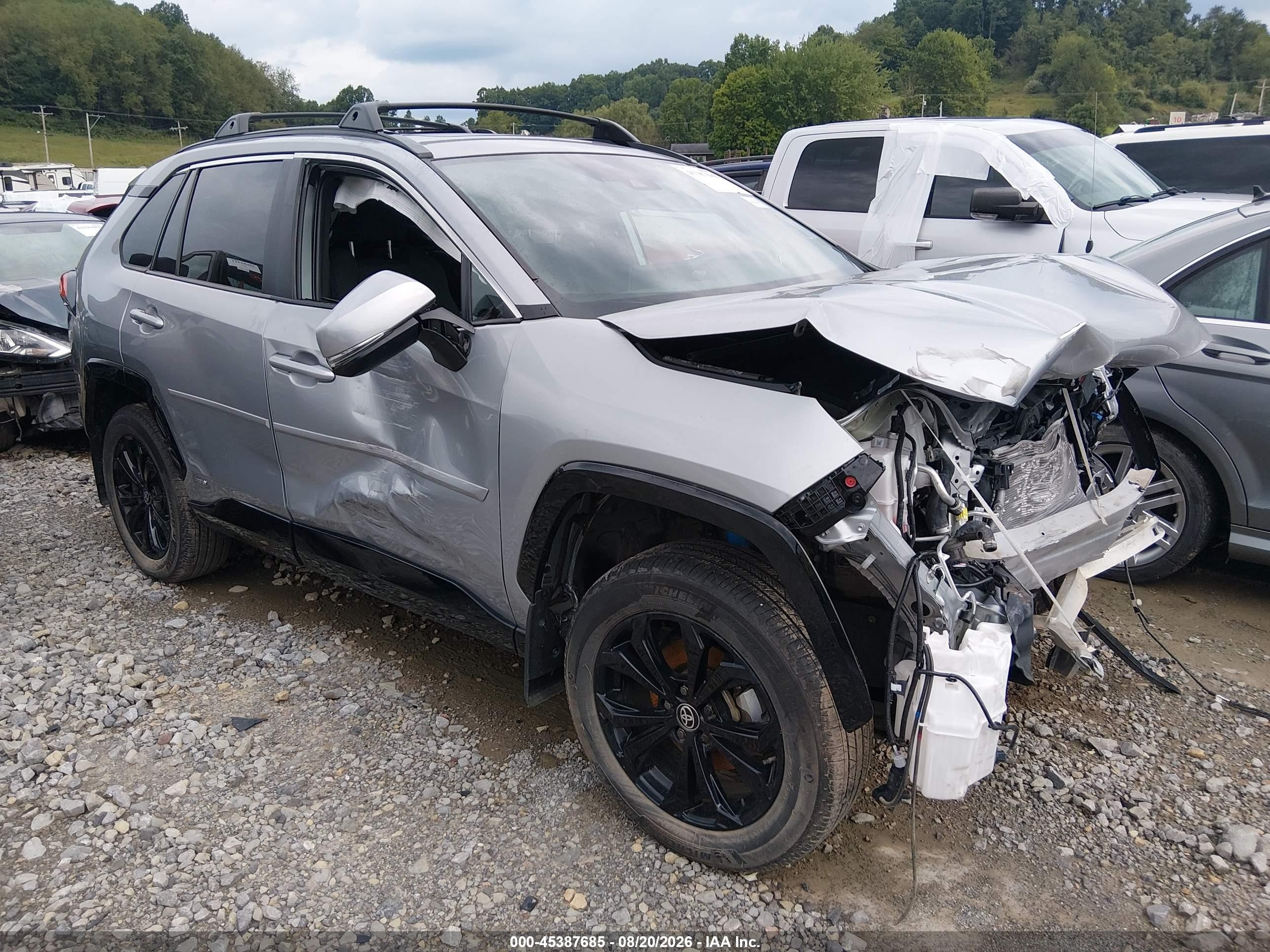2025 Toyota RAV4 Hybrid VIN 2T3T6RFV4SW086091 — IAAI salvage auction photo