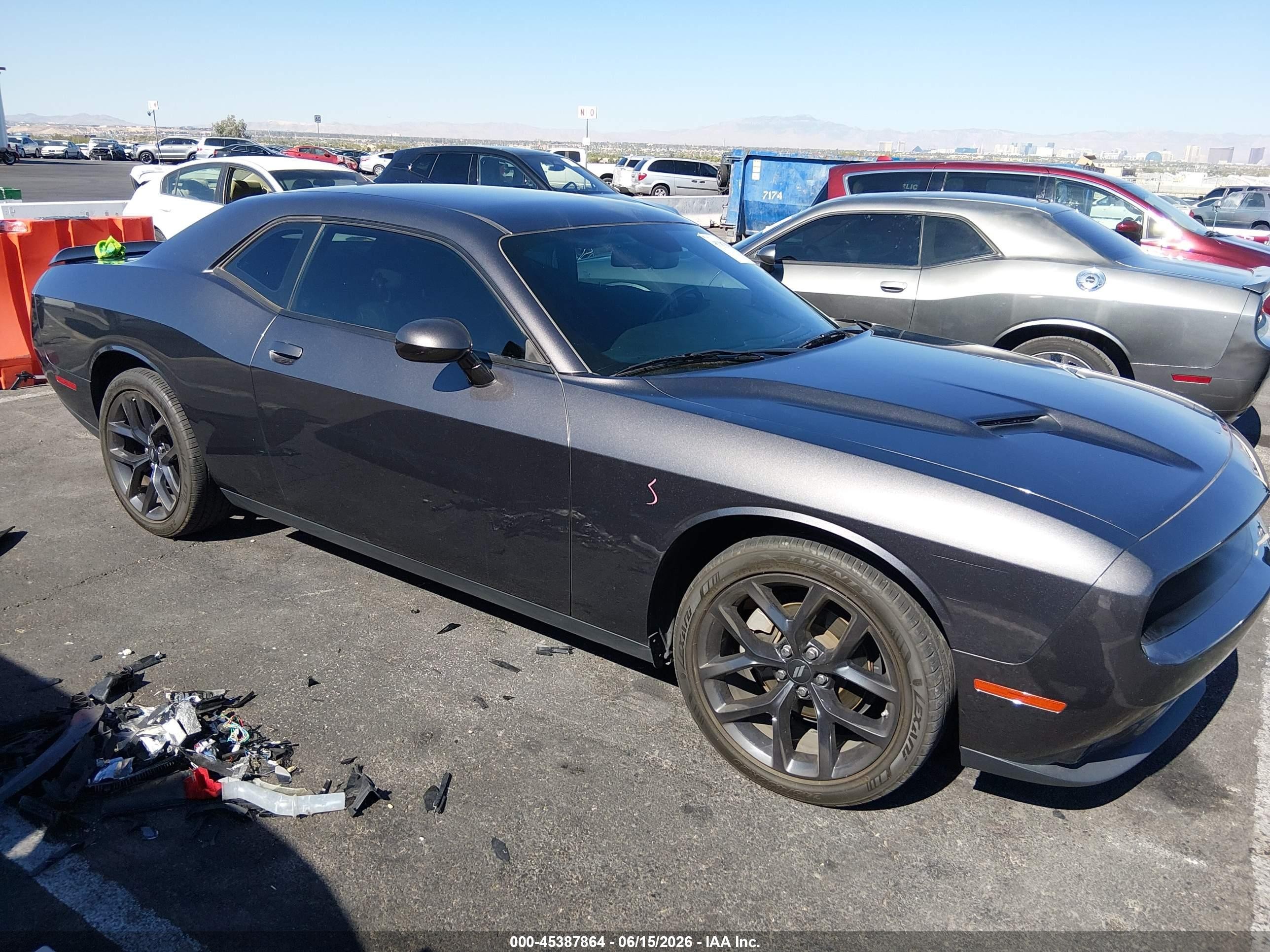 2022 Dodge Challenger VIN 2C3CDZAG0NH132068 — IAAI salvage auction photo