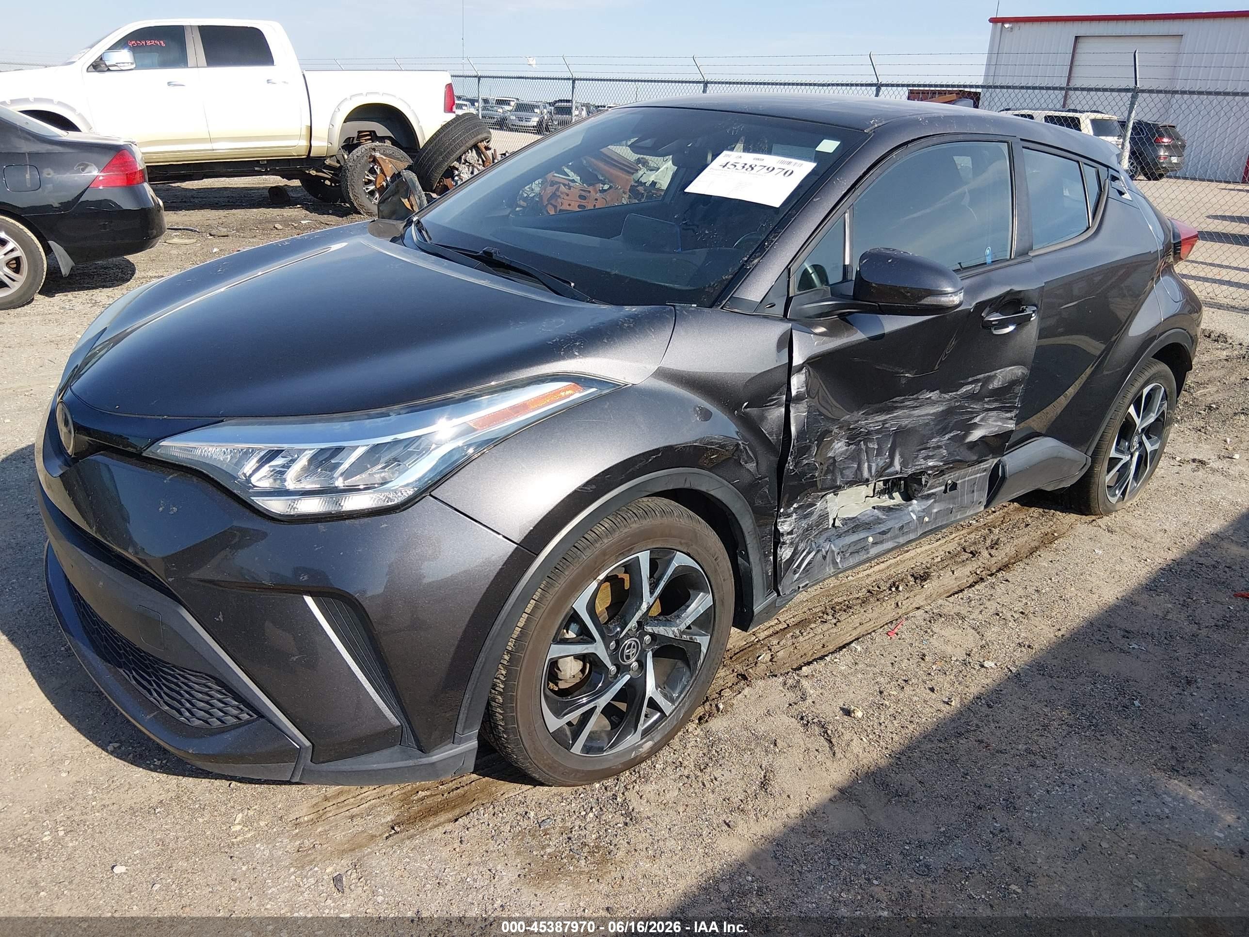 2021 Toyota C-HR VIN NMTKHMBX4MR123157 IAAI salvage auction — Side, Salvage (Kansas), sold $7,000 on 2026-09-10 (photo 2)