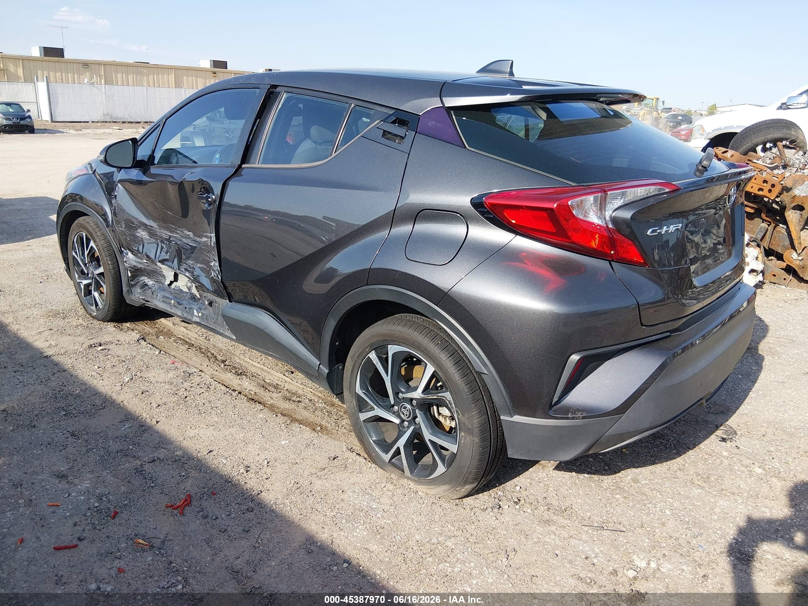 2021 Toyota C-HR VIN NMTKHMBX4MR123157 IAAI salvage auction — Side, Salvage (Kansas), sold $7,000 on 2026-09-10 (photo 3)