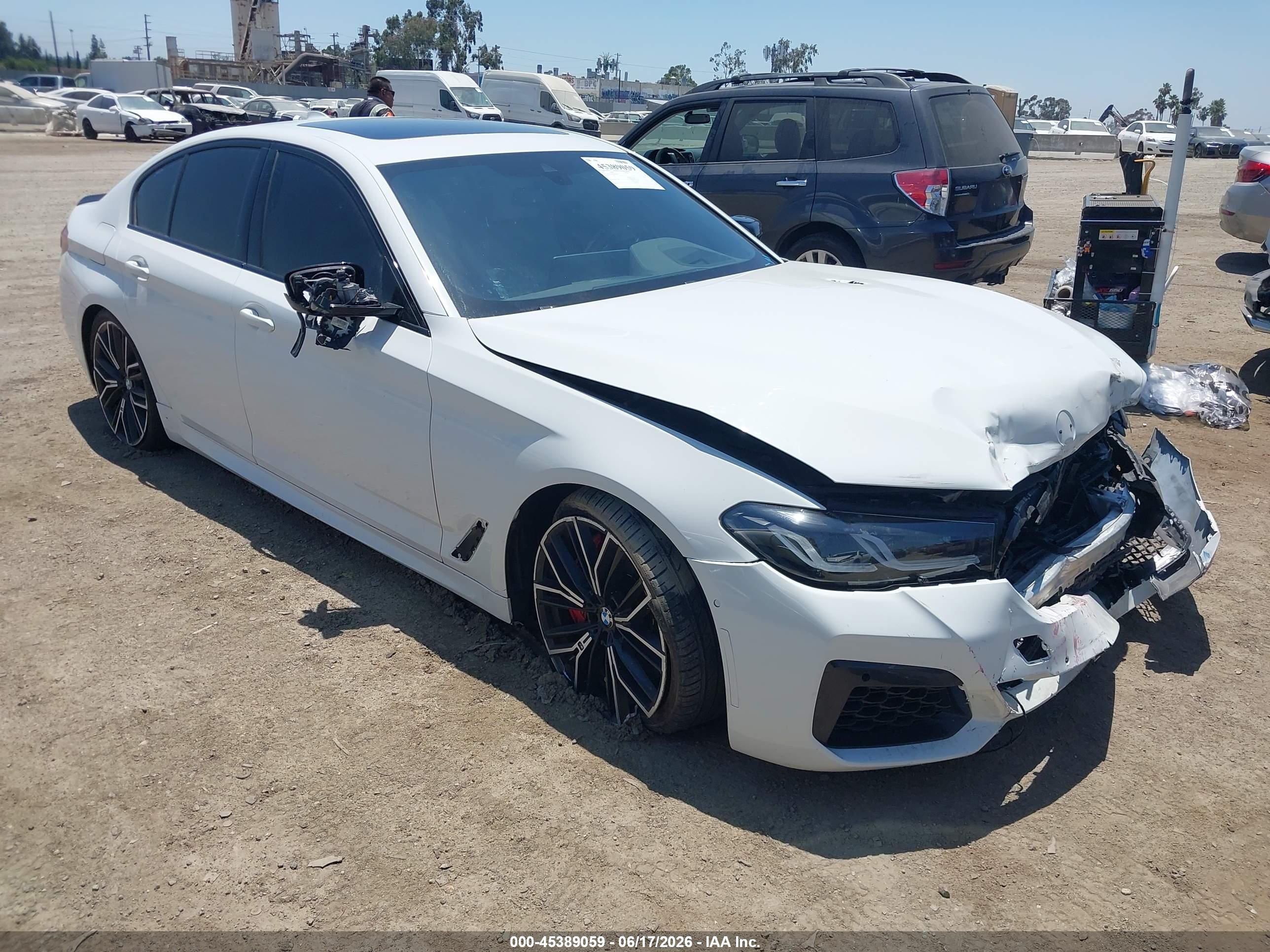 2022 BMW M550i xDrive VIN WBA13BK05NCJ62066 — IAAI salvage auction photo