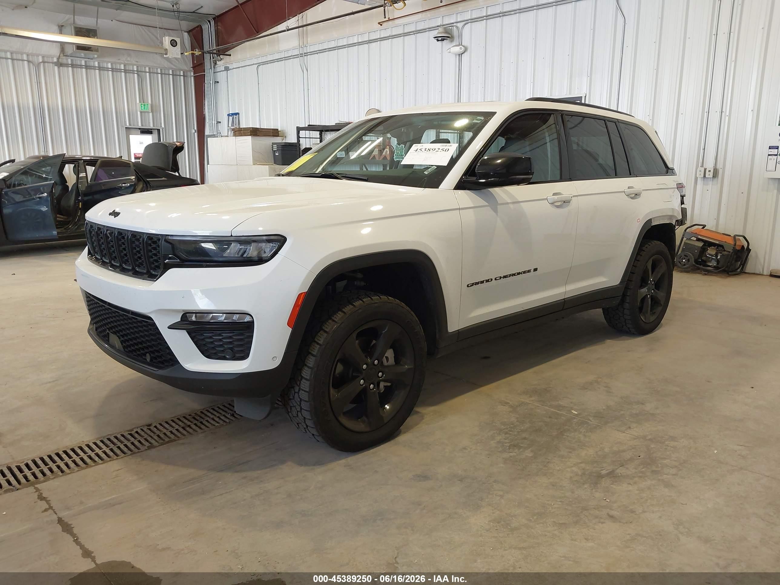 2023 Jeep Grand cherokee VIN 1C4RJHBG8PC651690 IAAI salvage auction — Unknown, Salvage (Utah), sold $11,300 on 2026-09-11 (photo 2)