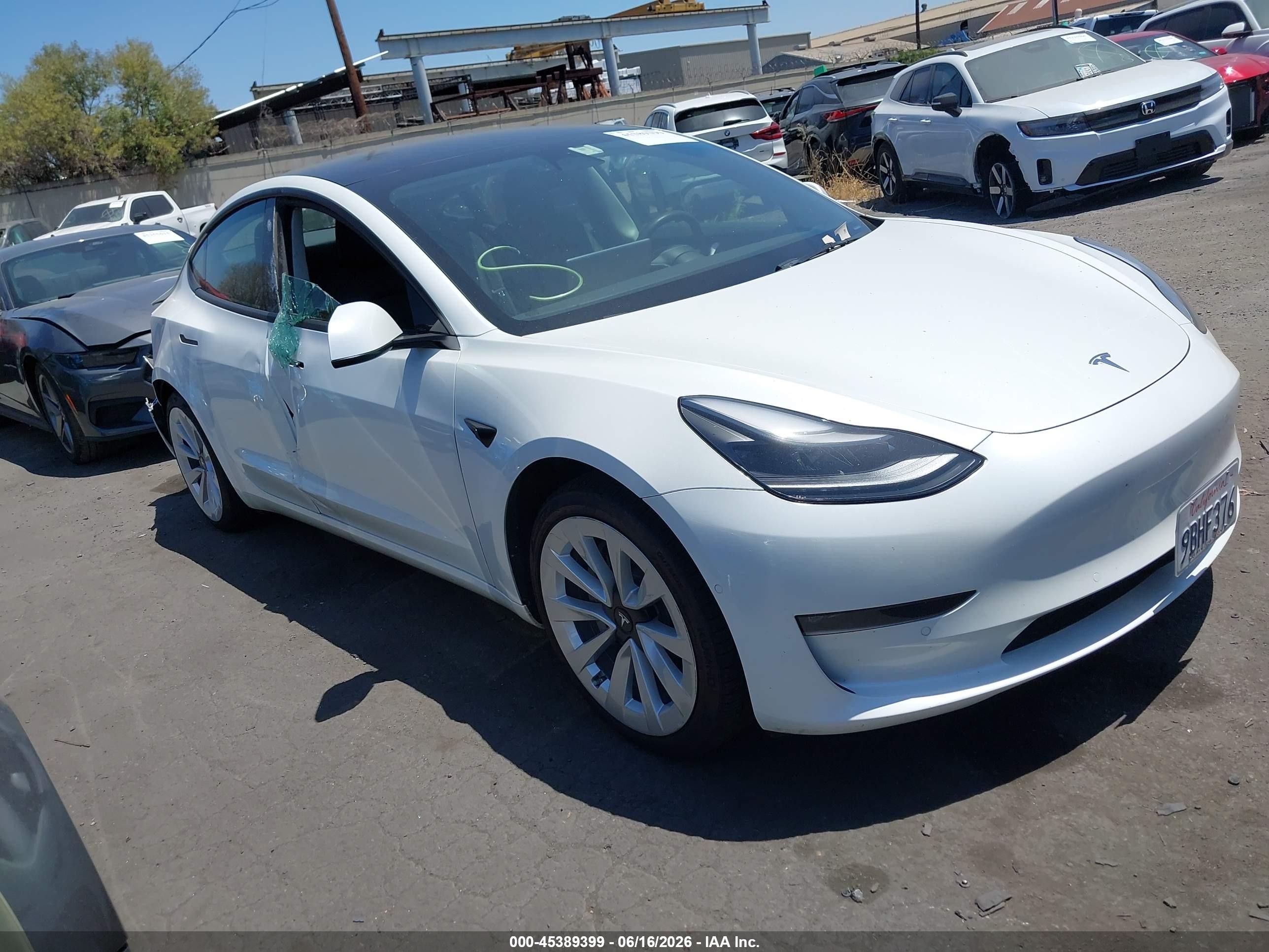 2022 Tesla Model 3 VIN 5YJ3E1EBXNF246660 IAAI salvage auction — Rear End, Salvage Certificate (California), sold $6,600 on 2026-07-12 (photo 1)