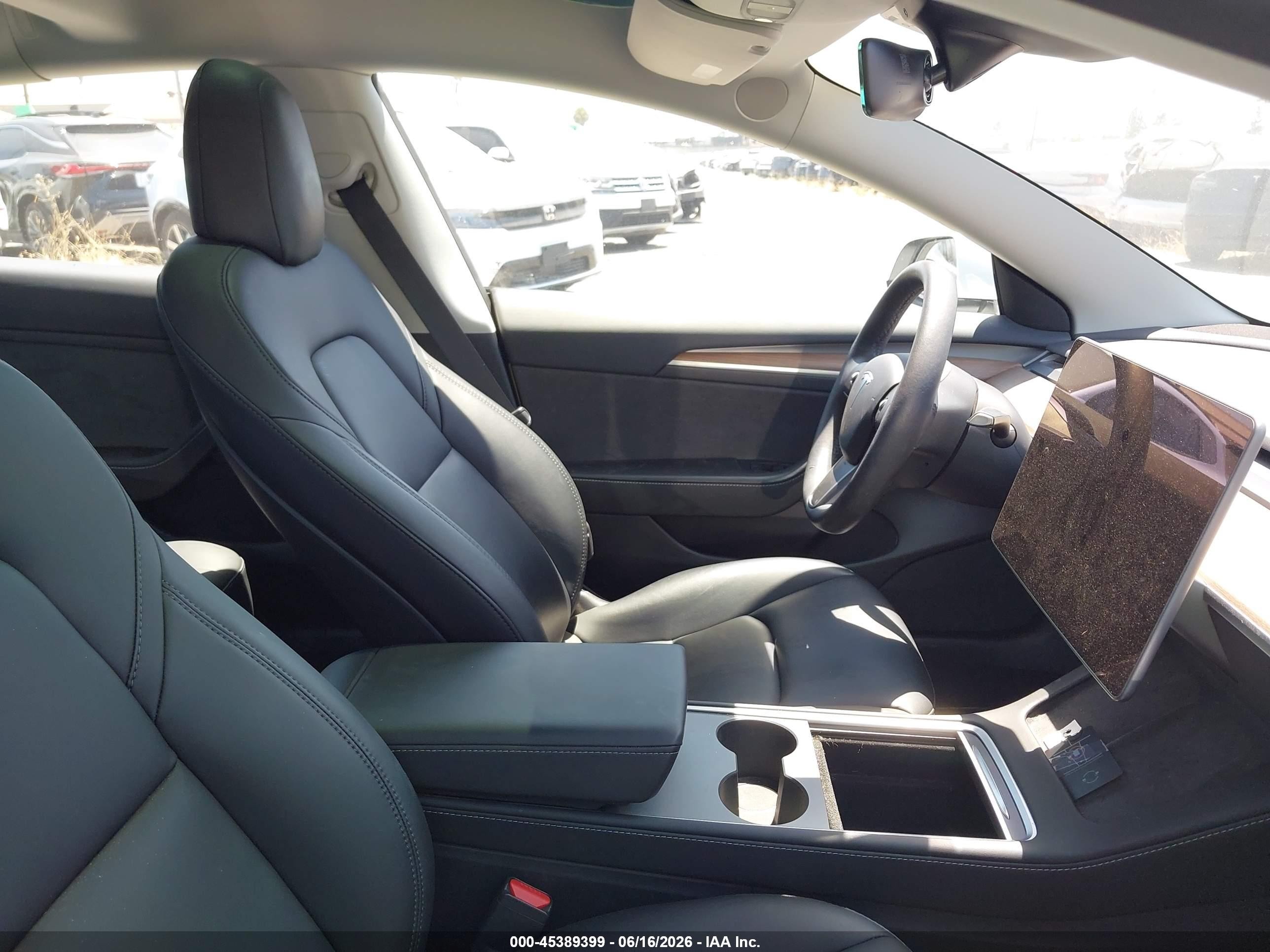 2022 Tesla Model 3 VIN 5YJ3E1EBXNF246660 IAAI salvage auction — Rear End, Salvage Certificate (California), sold $6,600 on 2026-07-12 (photo 5)