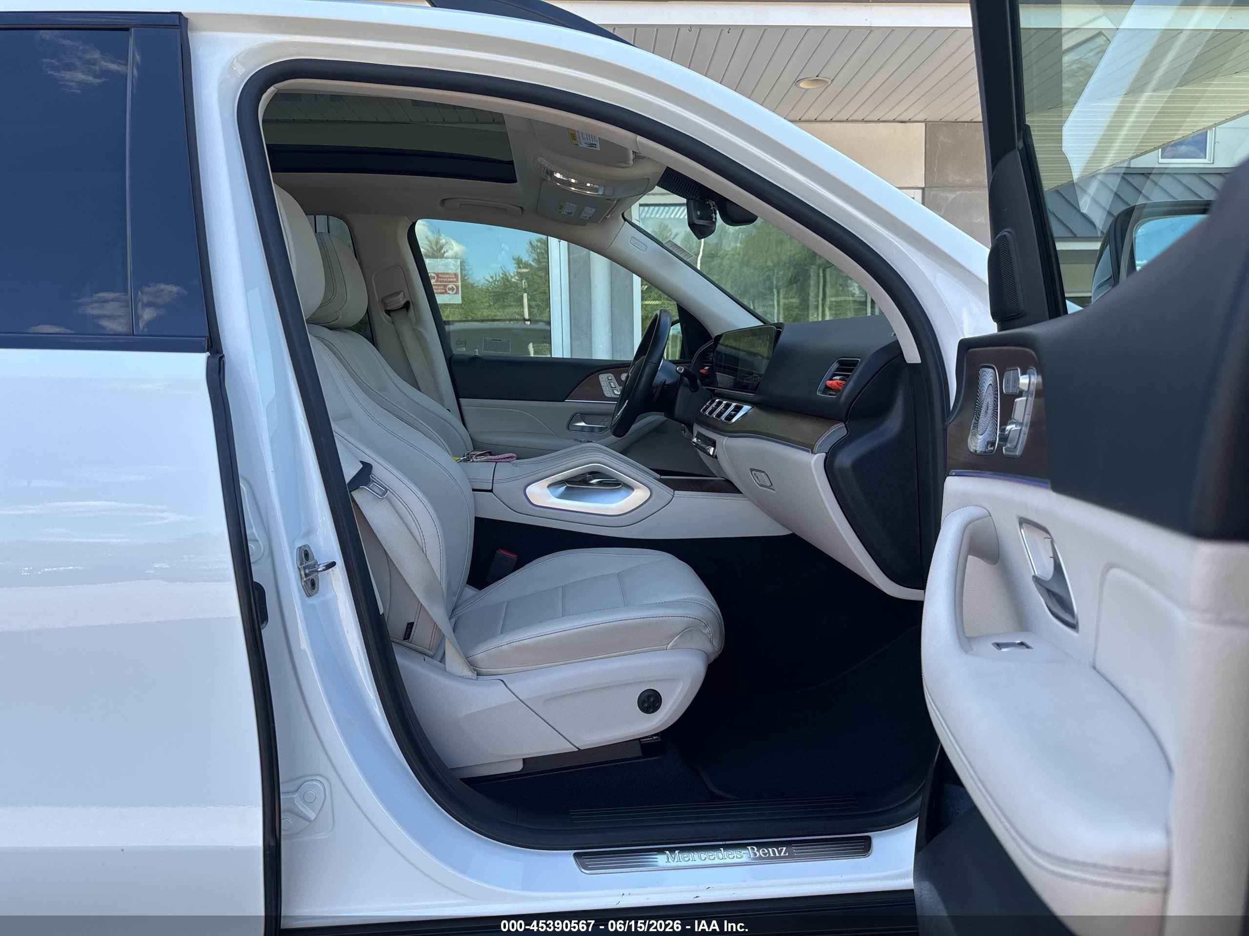 2023 Mercedes-benz Gle class VIN 4JGFB4JBXPA903414 IAAI salvage auction — Normal Wear, Clear (Florida), sold $32,500 on 2026-07-08 (photo 5)