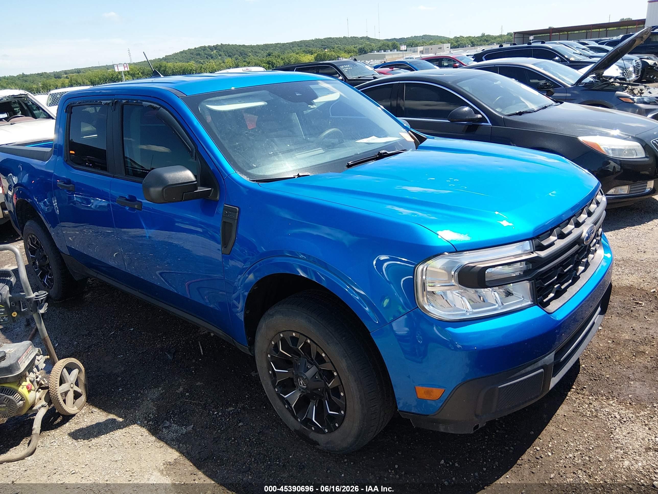 2022 Ford Maverick VIN 3FTTW8F9XNRA76185 — IAAI salvage auction photo