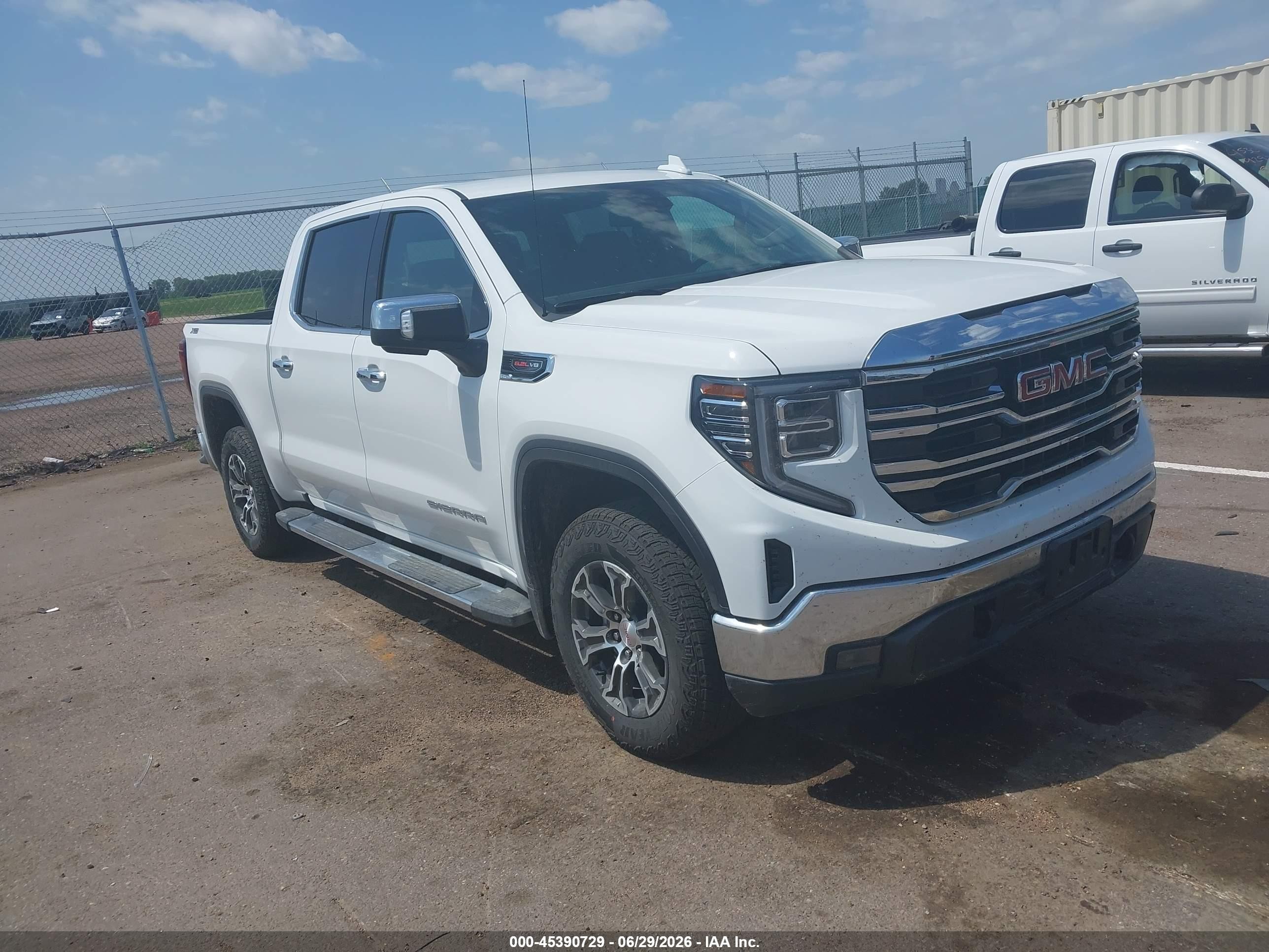 2026 GMC Sierra 1500 VIN 1GTUUDEL9TZ107824 — IAAI salvage auction photo