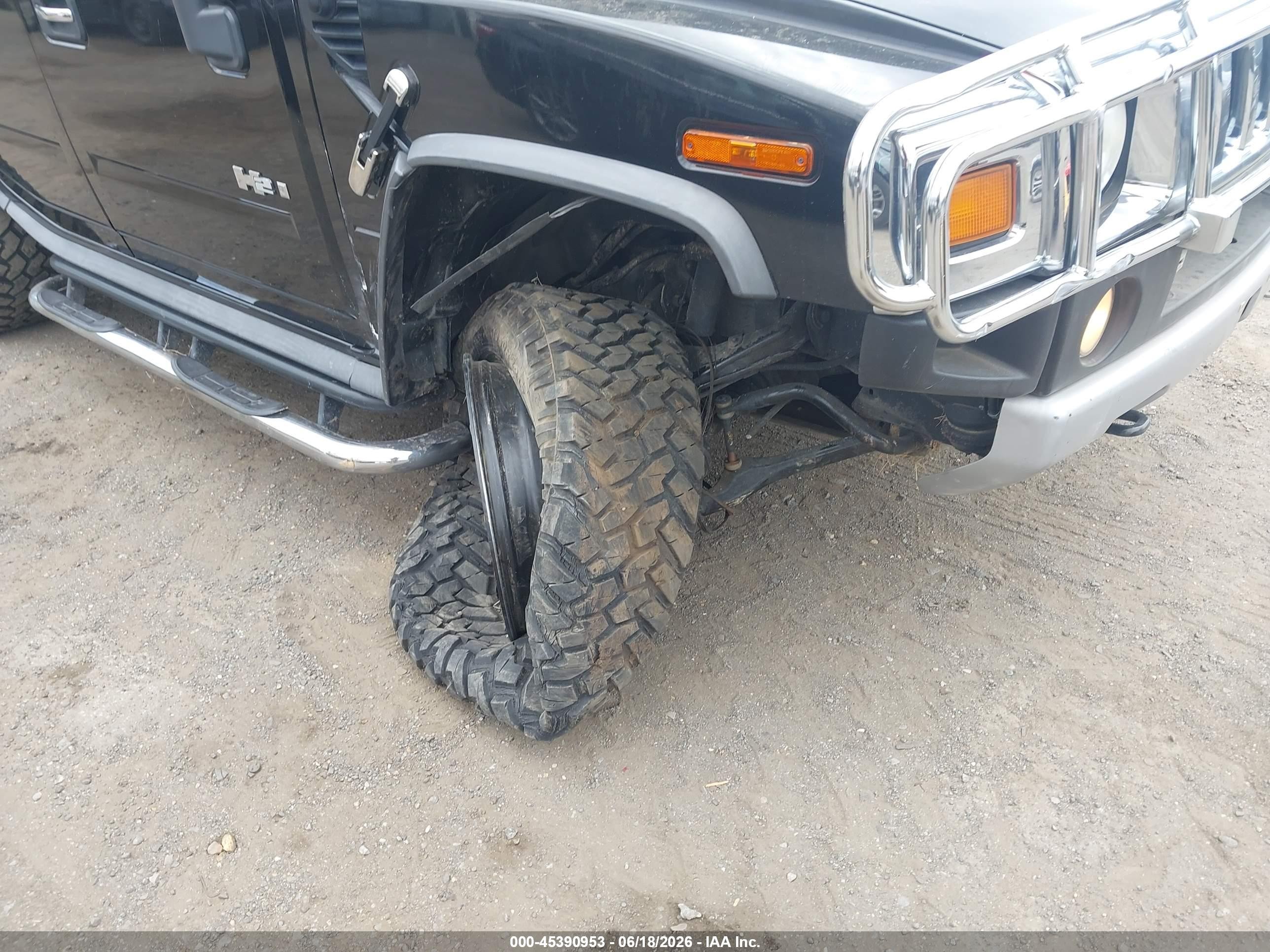 2008 Hummer H2 VIN 5GRGN23888H100680 IAAI salvage auction — Unknown, Salvage - Greater Than 75% (Maryland), sold $3,750 on 2026-10-01 (photo 6)