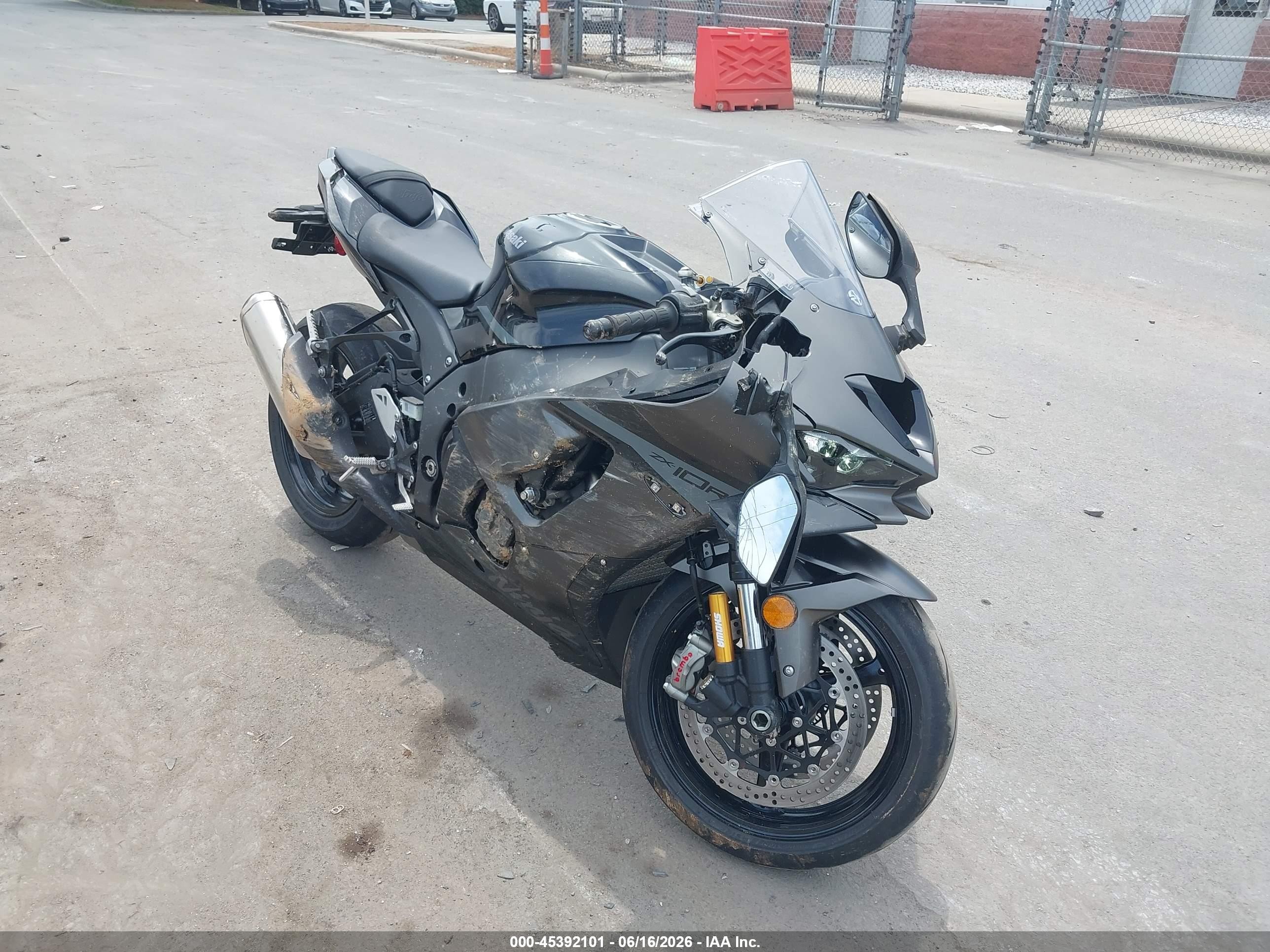 2026 Kawasaki ZX1000 VIN JKBZXXB16TA000722 — IAAI salvage auction photo