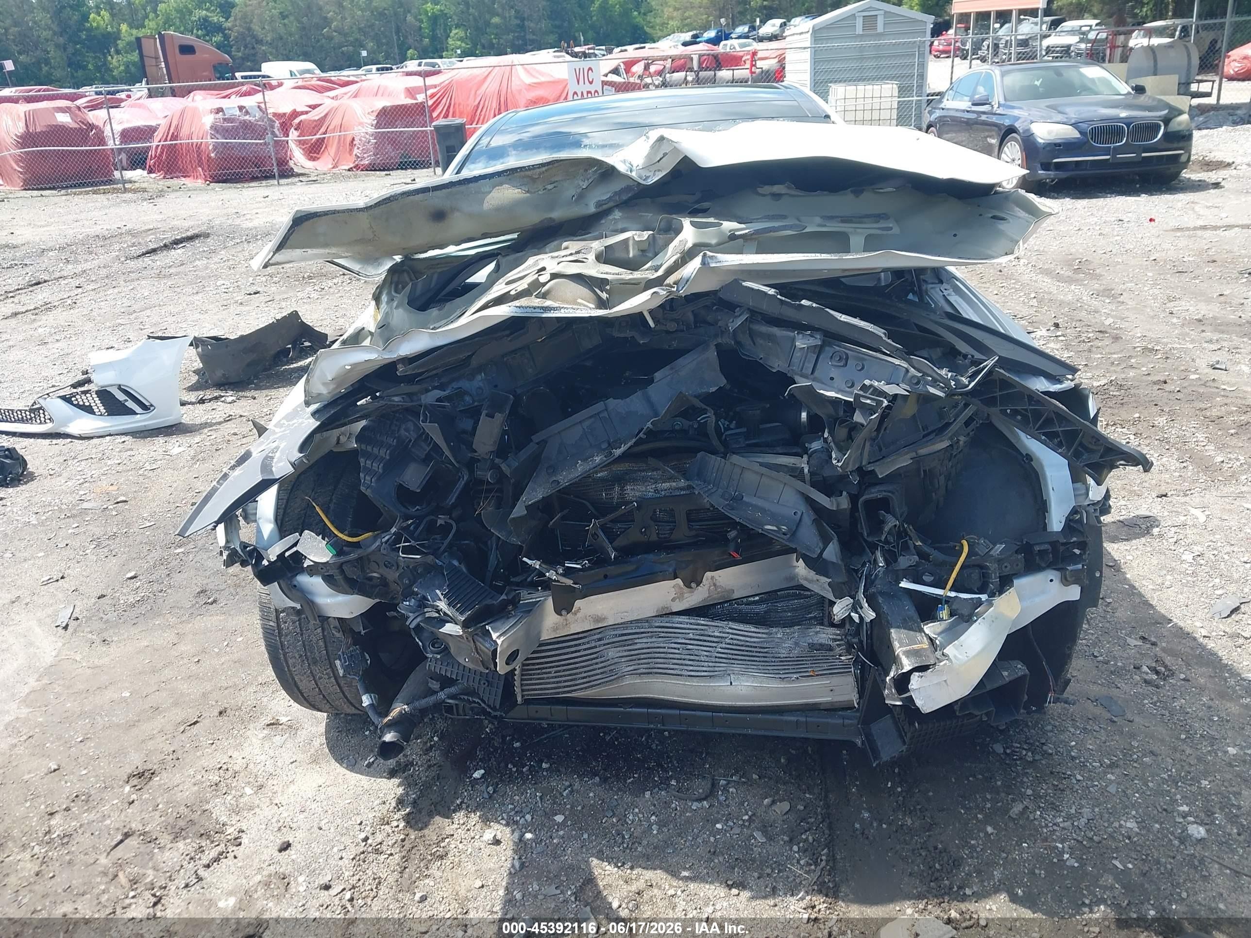 2018 Genesis G80 VIN KMHGN4JBXJU241755 IAAI salvage auction — Transmission Damage, Salvage (Georgia), sold $1,900 on 2026-09-11 (photo 6)