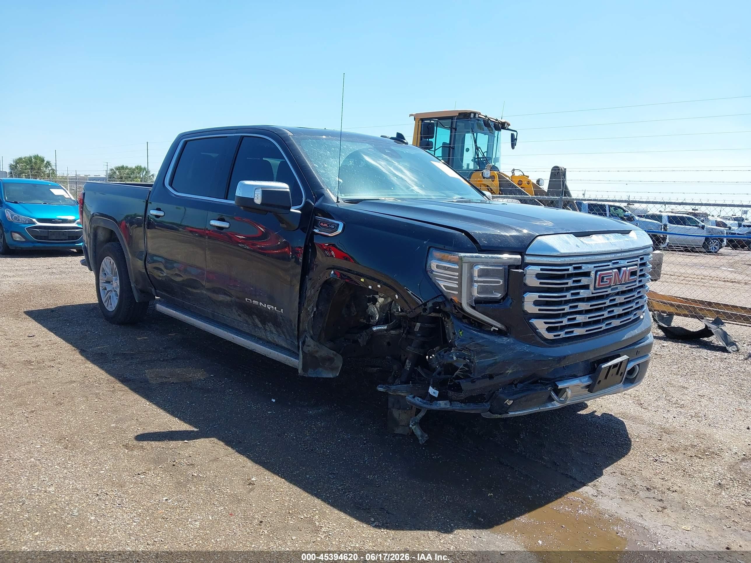 2026 GMC Sierra 1500 VIN 3GTUUGEL5TG320822 — IAAI salvage auction photo