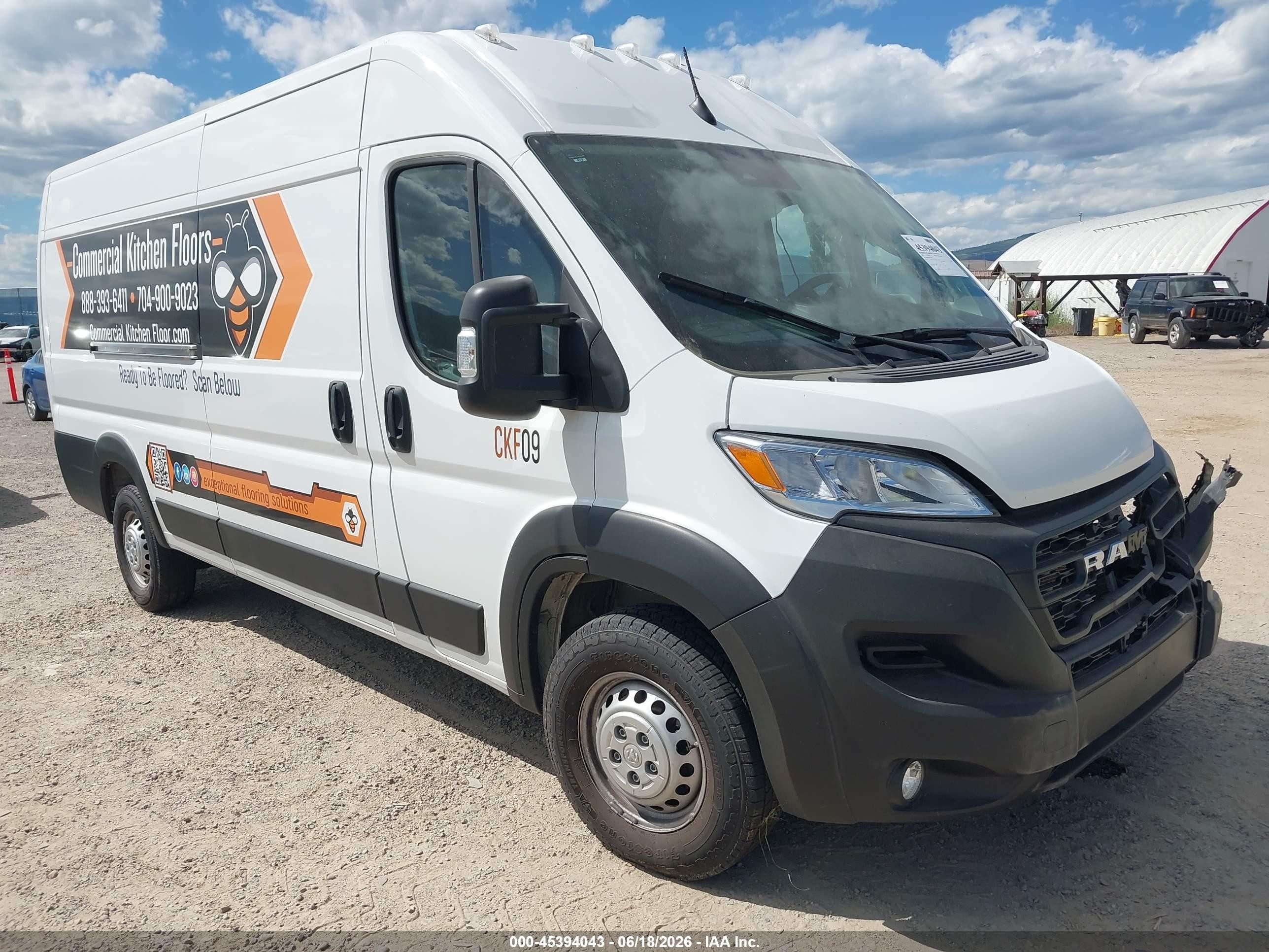 2025 Ram ProMaster 3500 VIN 3C6MRVJG3SE563271 — IAAI salvage auction photo