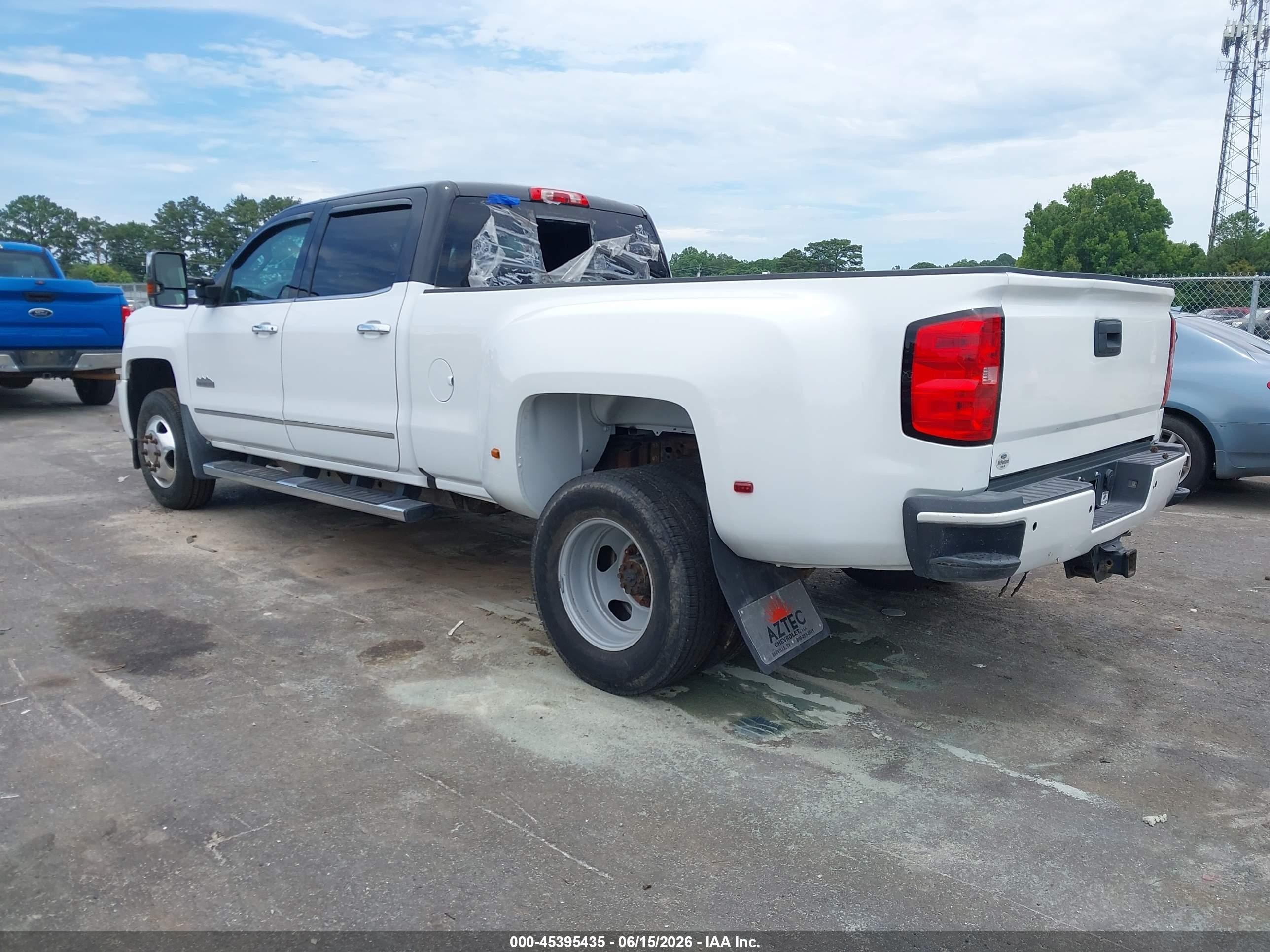 2017 Chevrolet Silverado VIN 1GC4K1EY3HF209869 IAAI salvage auction — Front & Rear, Salvage (California), sold $21,500 on 2026-07-14 (photo 3)