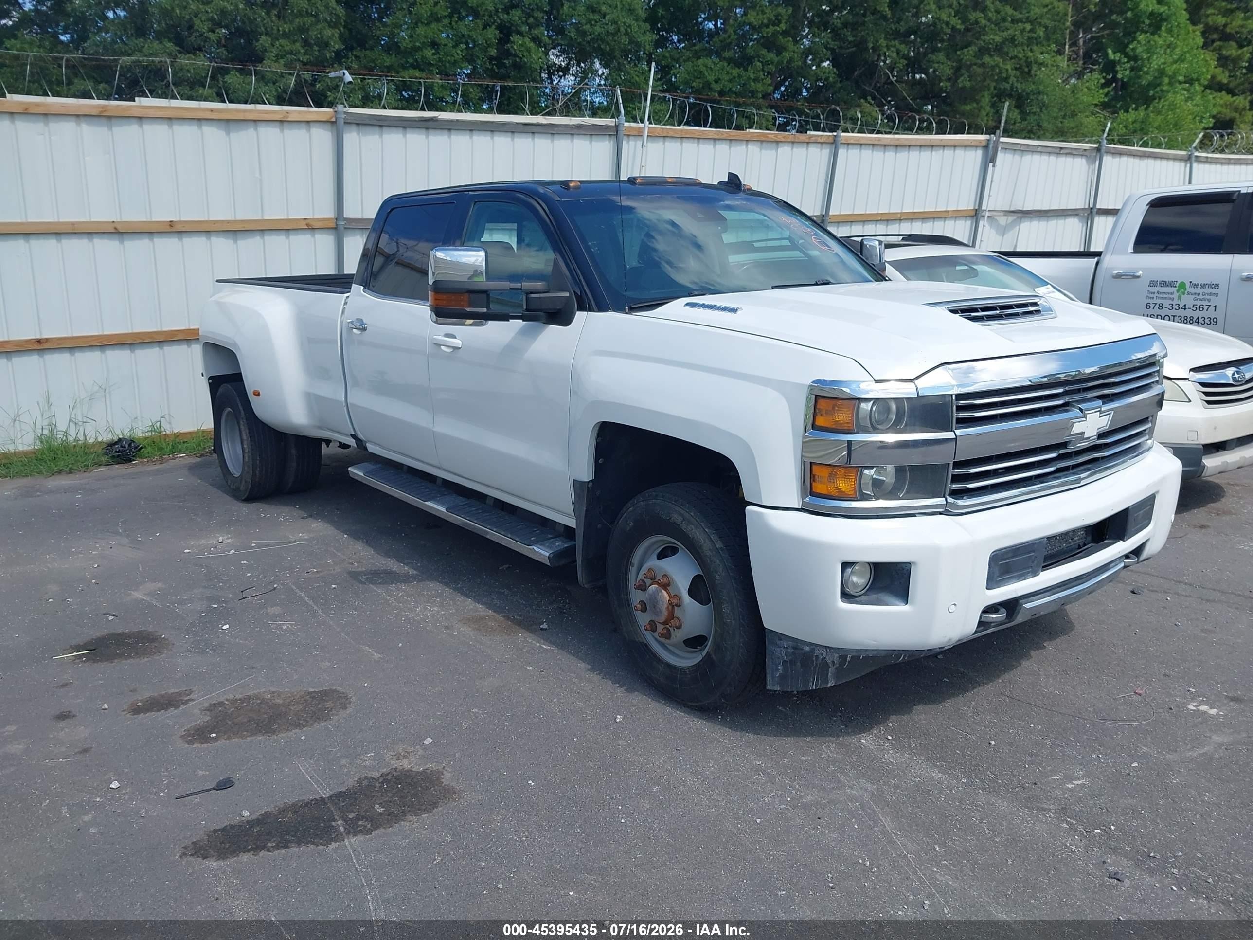 2017 Chevrolet Silverado VIN 1GC4K1EY3HF209869 IAAI salvage auction — Front & Rear, Salvage (California), sold $21,500 on 2026-07-18 (photo 1)