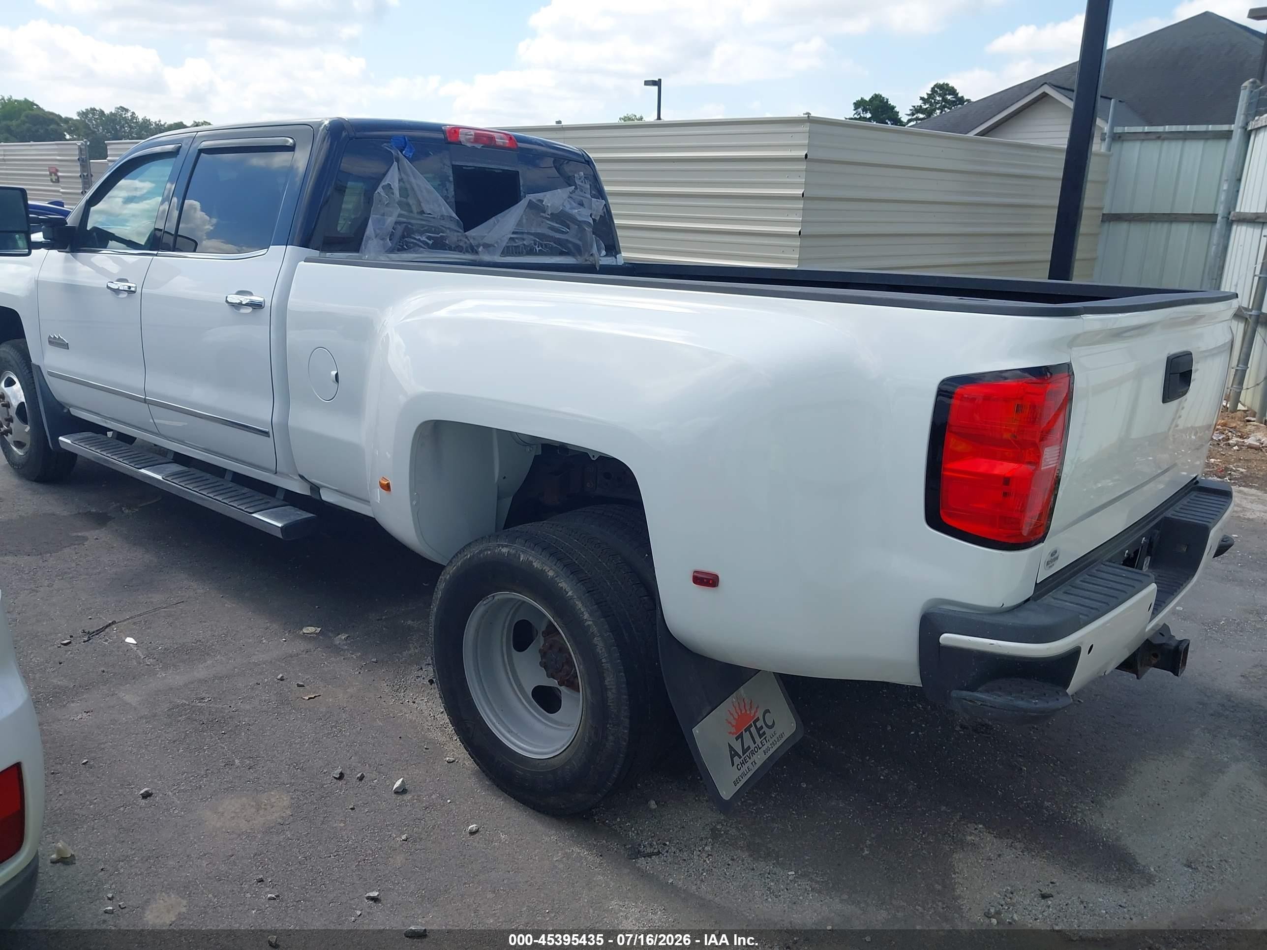 2017 Chevrolet Silverado VIN 1GC4K1EY3HF209869 IAAI salvage auction — Front & Rear, Salvage (California), sold $21,500 on 2026-07-18 (photo 3)