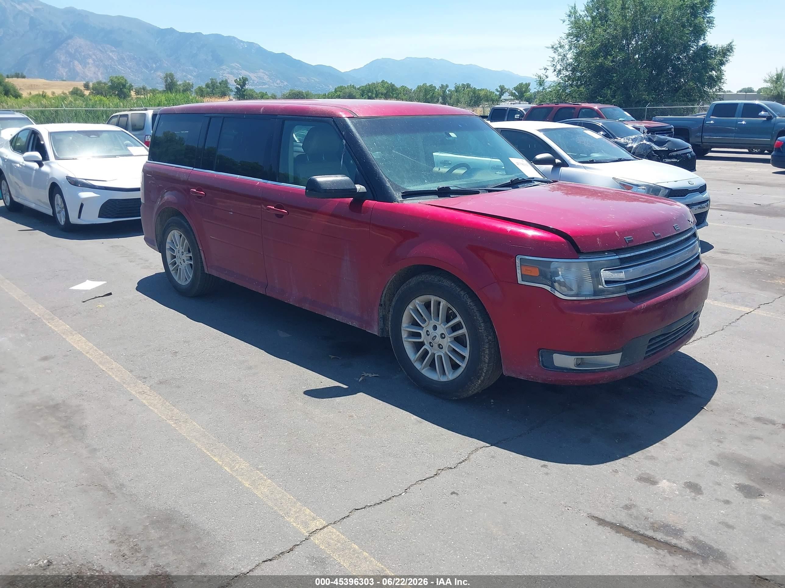 2014 Ford Flex VIN 2FMGK5C80EBD10576 IAAI salvage auction — Normal Wear, Clear (Idaho), sold $350 on 2026-07-02 (photo 1)