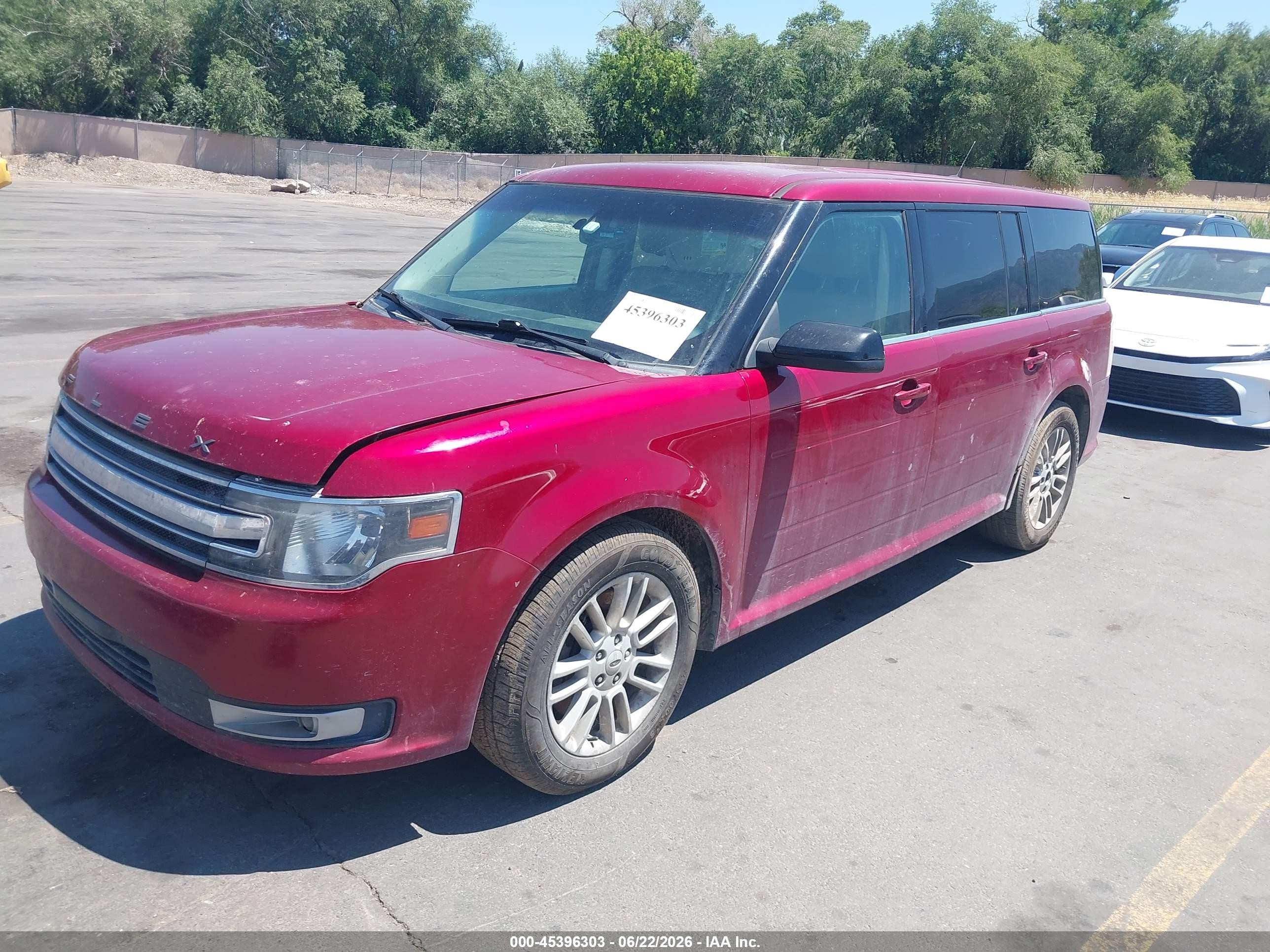 2014 Ford Flex VIN 2FMGK5C80EBD10576 IAAI salvage auction — Normal Wear, Clear (Idaho), sold $350 on 2026-07-02 (photo 2)