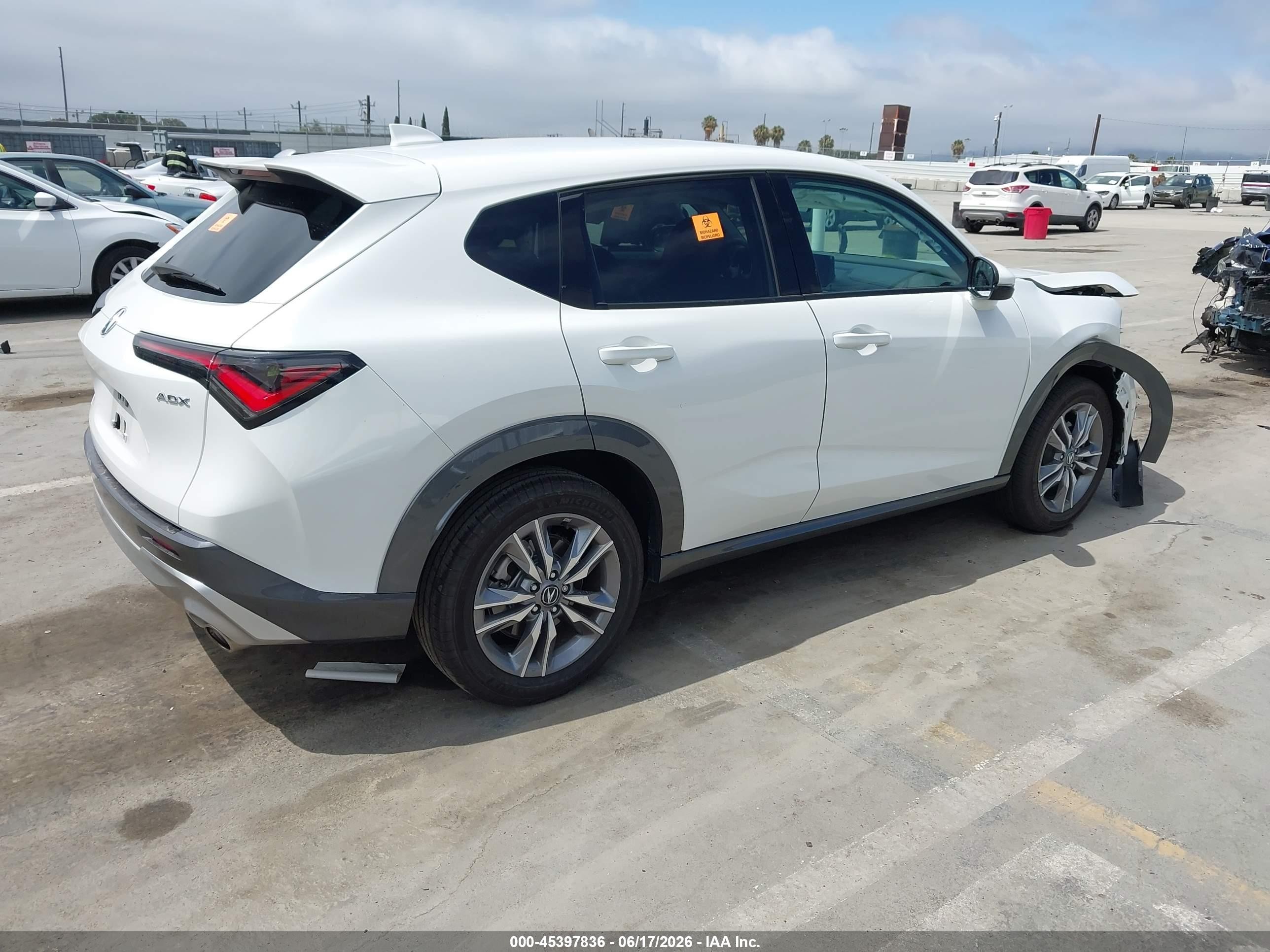 2025 Acura ADX VIN 3HDSA1H39SM704237 IAAI salvage auction — Biohazard/Chemical, Salvage (California), sold $7,600 on 2026-09-19 (photo 4)