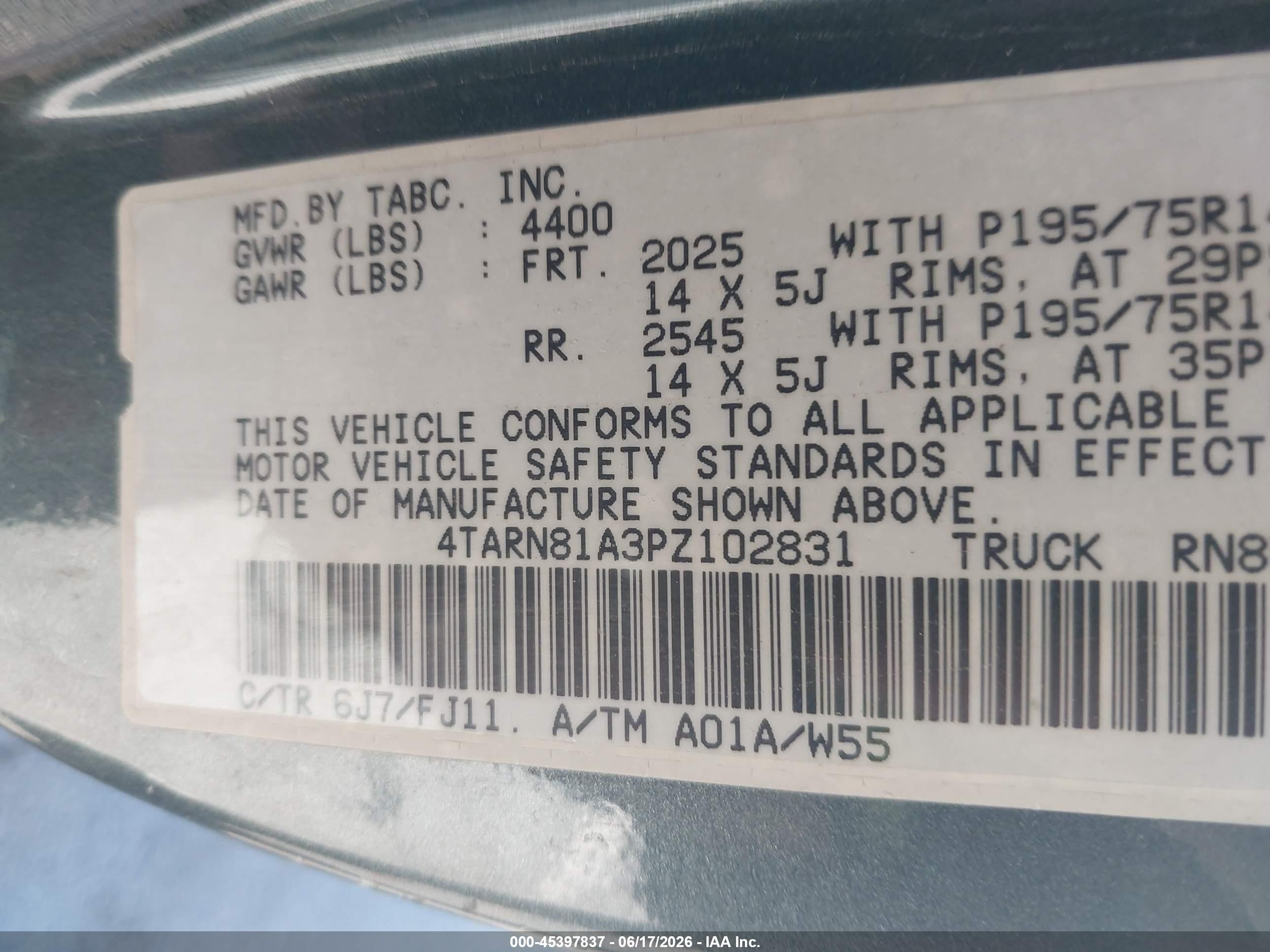 1993 Toyota Pickup VIN 4TARN81A3PZ102831 IAAI salvage auction — Normal Wear, Clear (Utah), sold $1,125 on 2026-07-09 (photo 9)