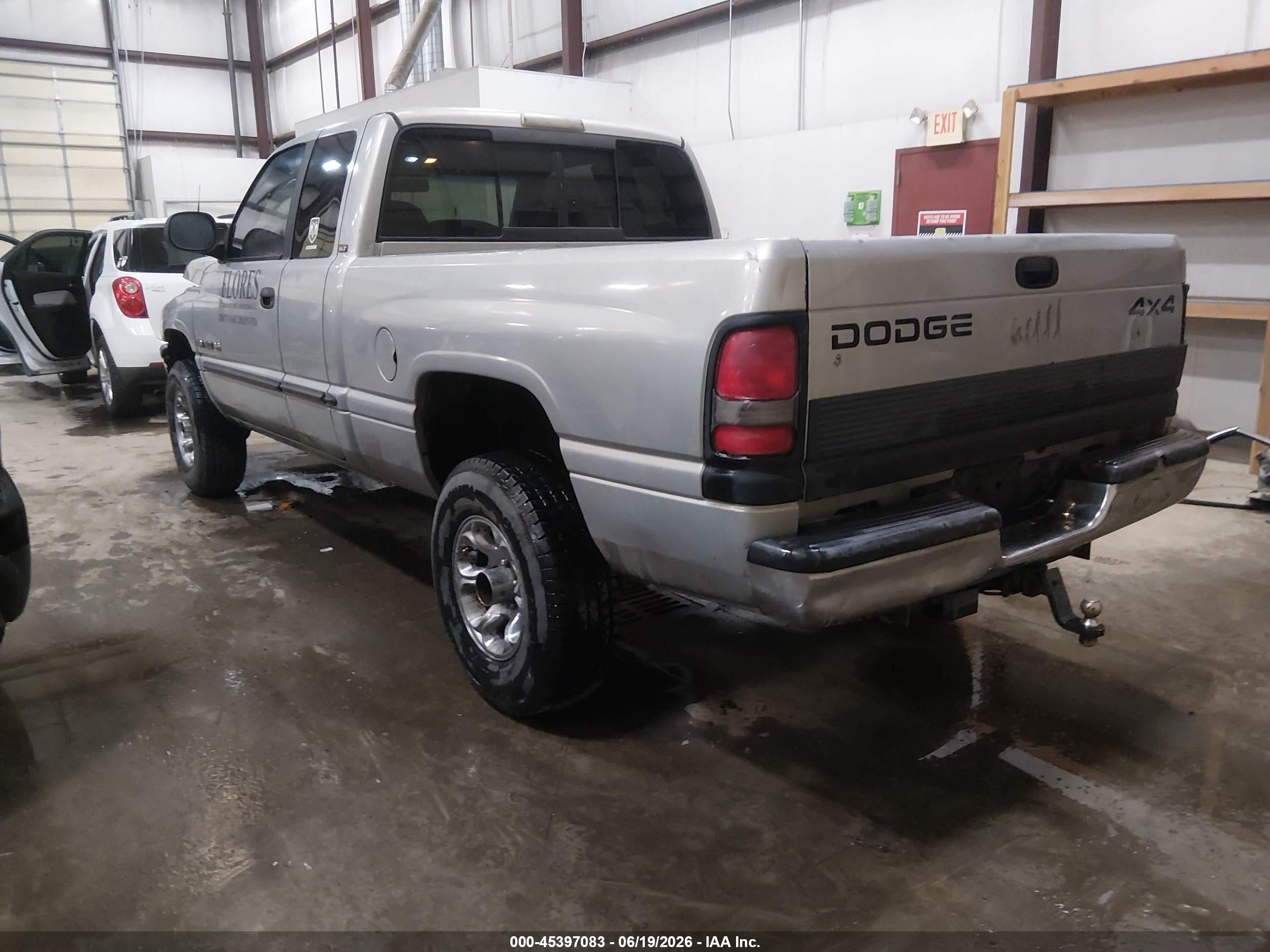 2001 Dodge Ram 1500 VIN 1B7HF13ZX1J290437 IAAI salvage auction — Front End, Salvage (Idaho), sold $250 on 2026-07-10 (photo 3)