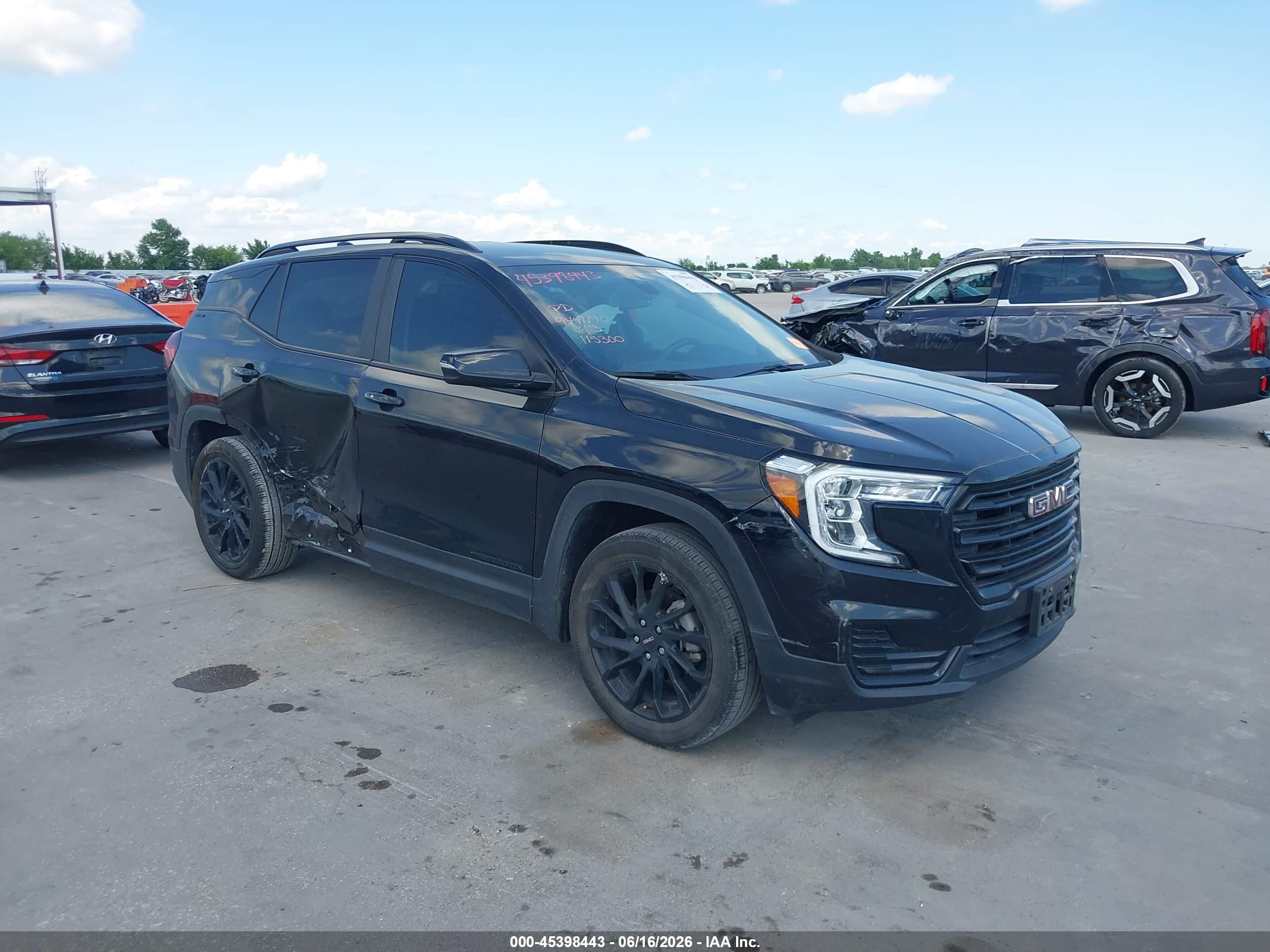 2024 GMC Terrain VIN 3GKALMEG8RL115300 — IAAI salvage auction photo