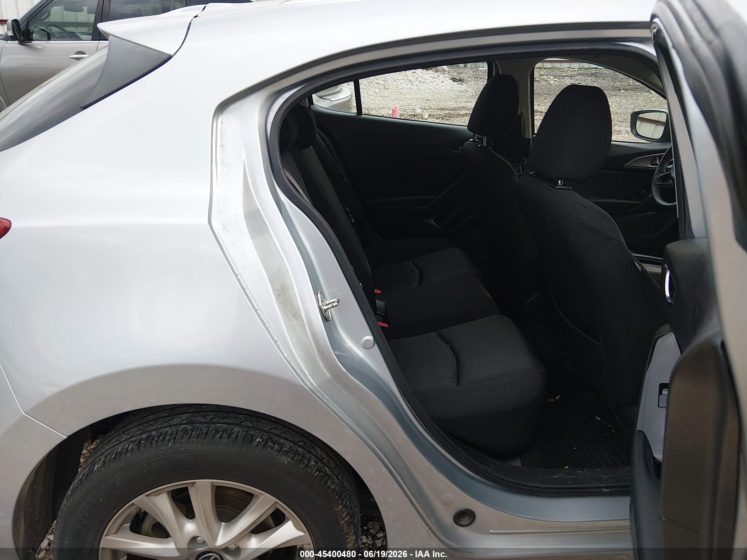 2017 Mazda 3 VIN 3MZBN1K7XHM145692 IAAI salvage auction — Unknown, Wait Title, sold $1,900 on 2026-09-20 (photo 8)