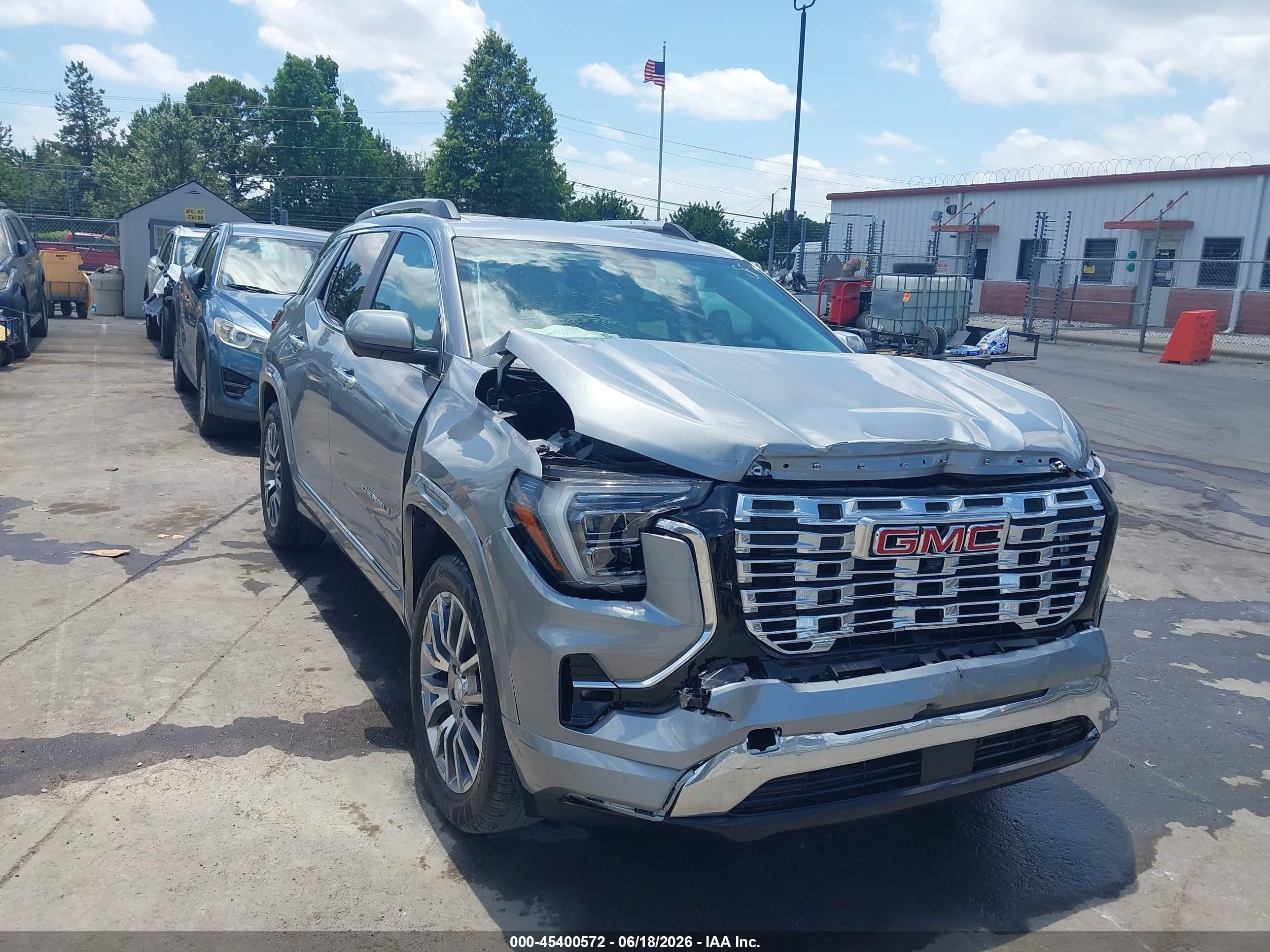 2026 GMC Terrain VIN 3GKALZEG0TL165970 — IAAI salvage auction photo