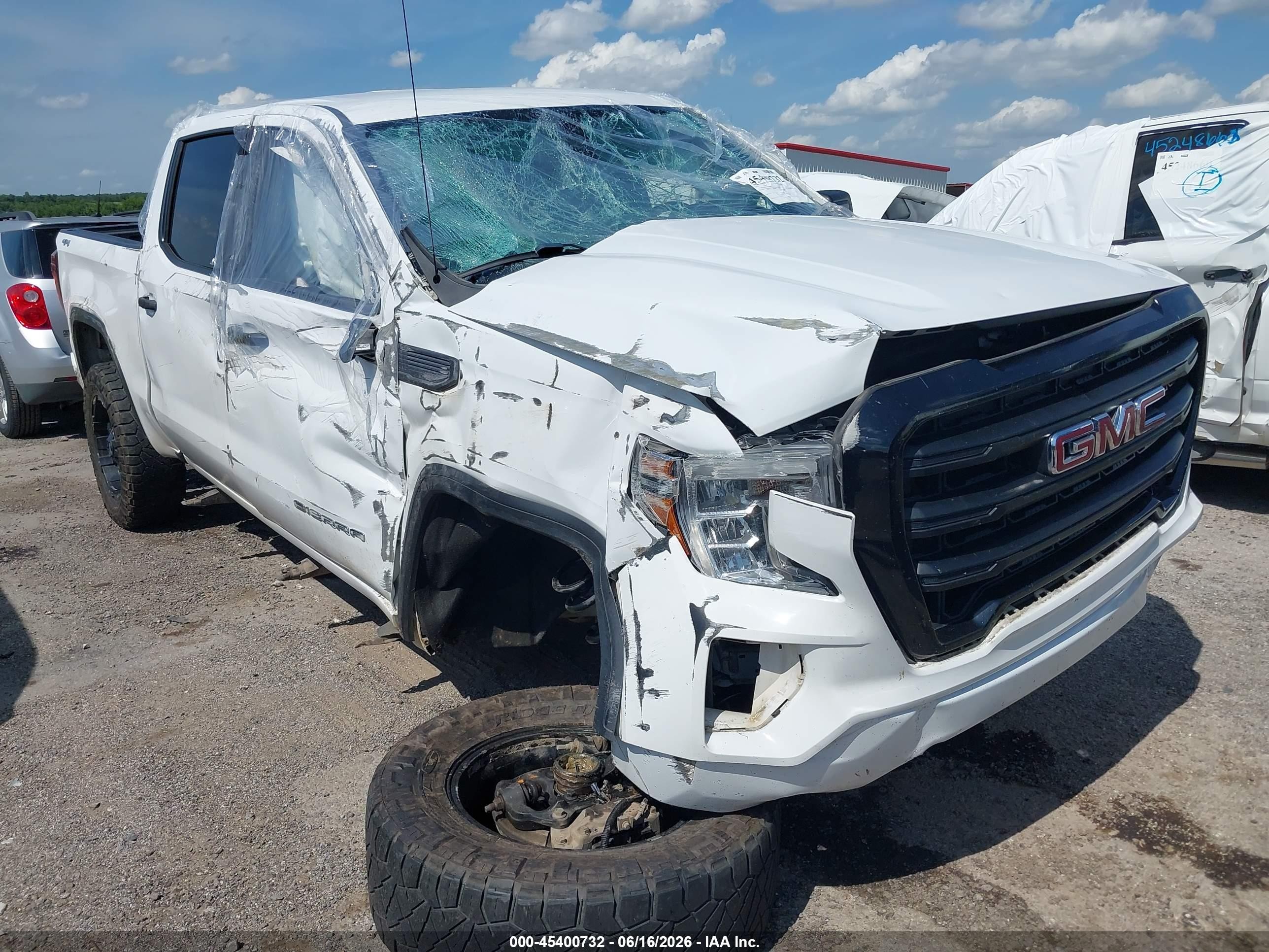 2020 Gmc SIERRA VIN 1GTU9AEF7LZ210864 IAAI salvage auction — Side, Salvage (Oklahoma), sold $6,100 on 2026-10-11 (photo 1)
