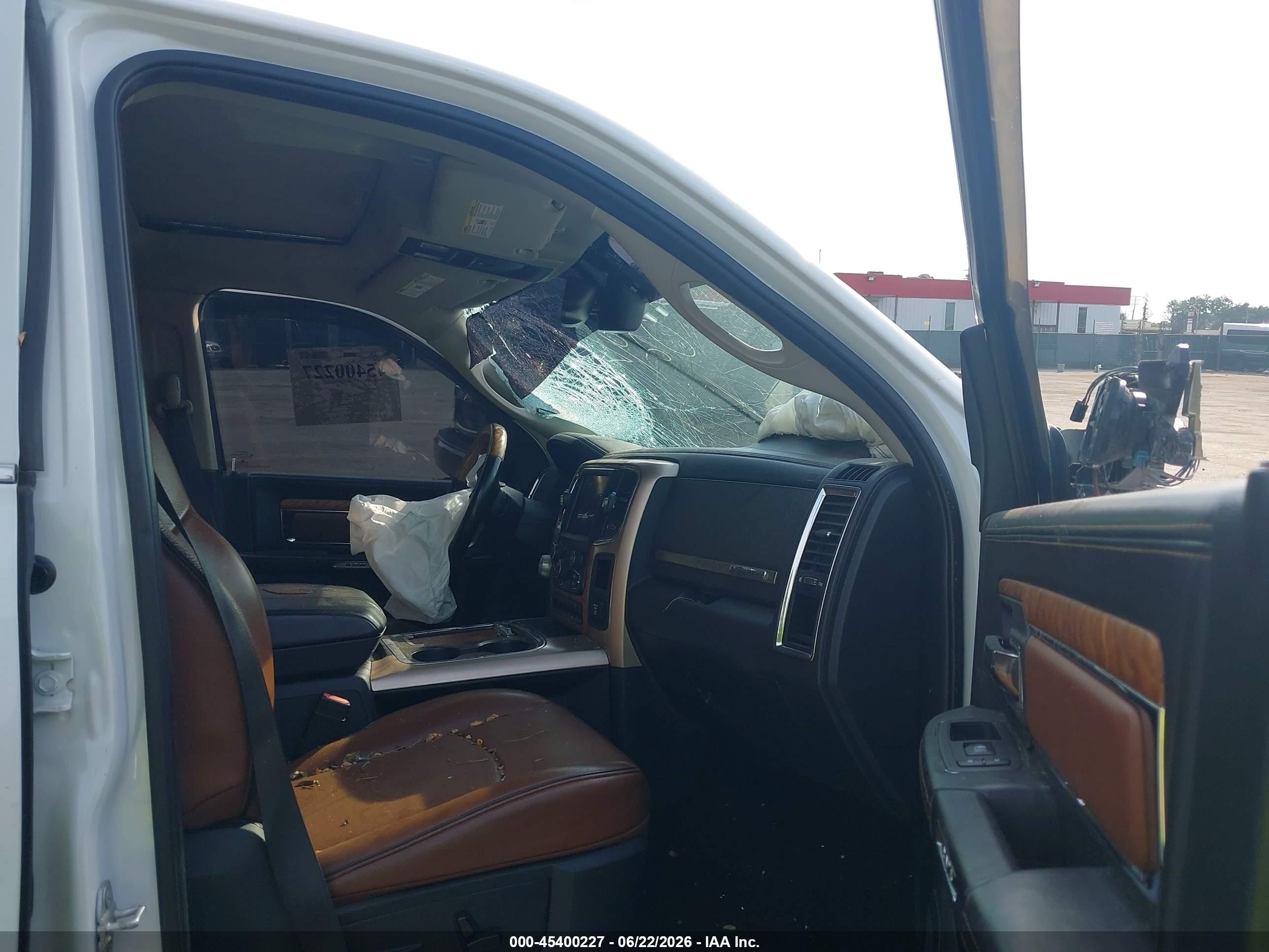 2018 Ram 1500 VIN 1C6RR7PT7JS200294 IAAI salvage auction — Front & Rear, Salvage - Greater Than 75% (Maryland), sold $1,950 on 2026-09-03 (photo 5)