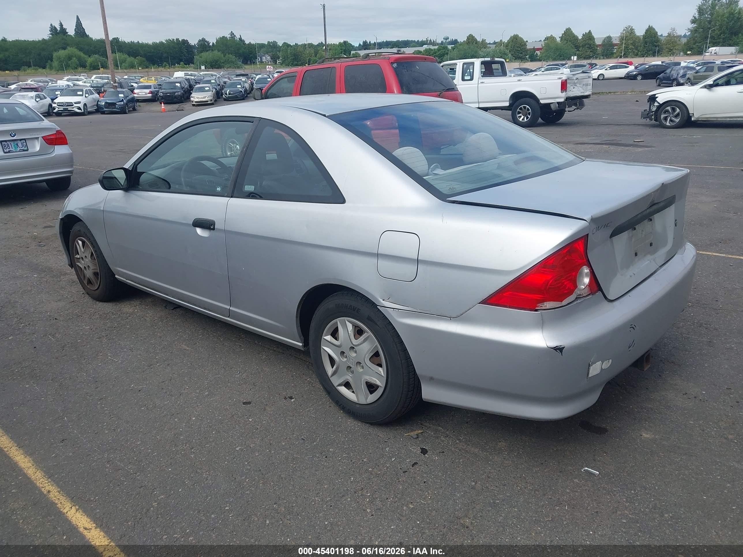 2005 Honda Civic VIN 1HGEM21335L070467 IAAI salvage auction — Normal Wear, Clear-Dealer Only (Oregon), sold $225 on 2026-07-09 (photo 3)