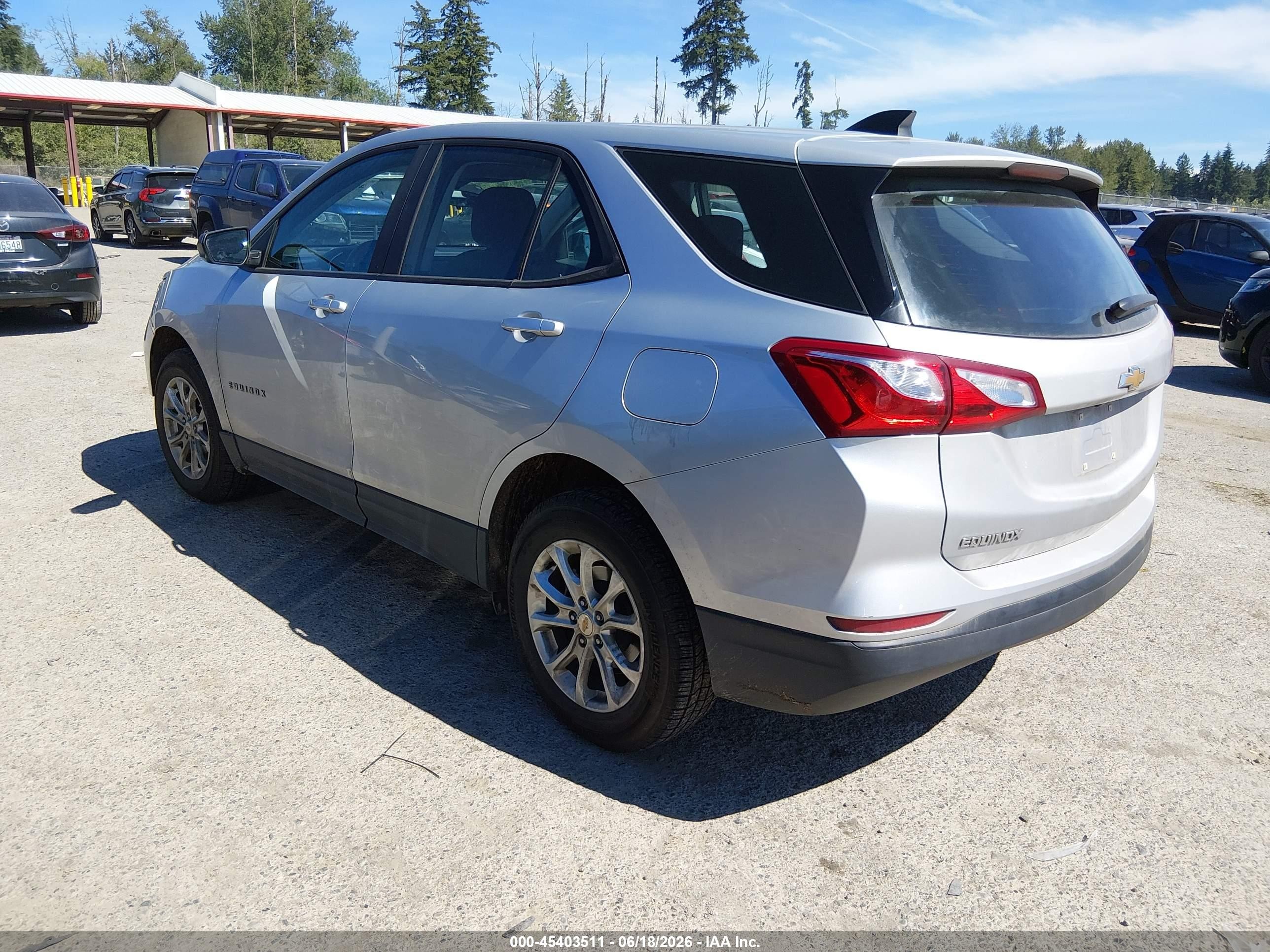 2020 Chevrolet Equinox VIN 2GNAXSEV5L6135249 IAAI salvage auction — Side, Bill Of Sale (Washington), sold $3,500 on 2026-07-11 (photo 3)