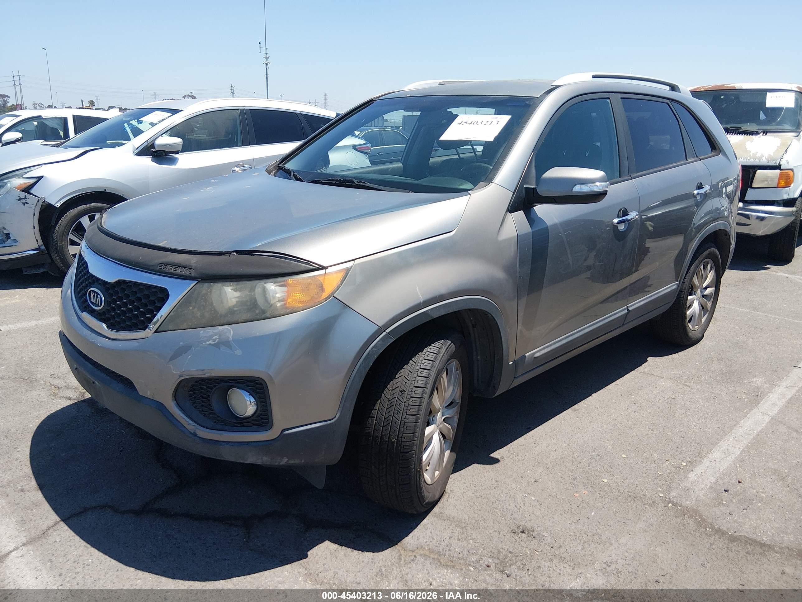 2011 Kia Sorento VIN 5XYKU3A11BG001306 IAAI salvage auction — Normal Wear, Duplicate Paperwork (California), sold $375 on 2026-07-09 (photo 6)