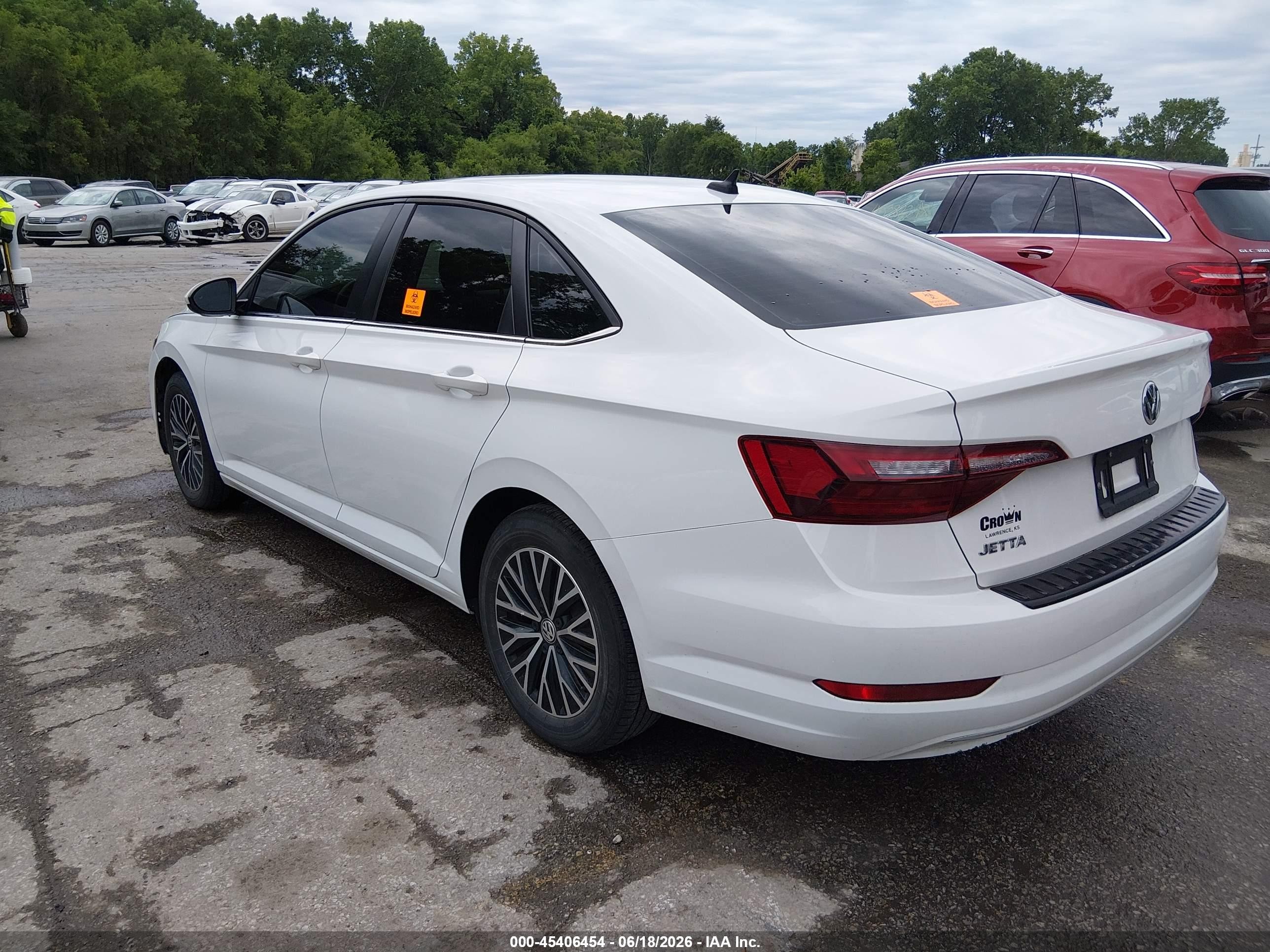 2021 Volkswagen Jetta VIN 3VWC57BU8MM083457 IAAI salvage auction — Water/Flood, Salvage (Kansas), sold $2,975 on 2026-09-09 (photo 3)