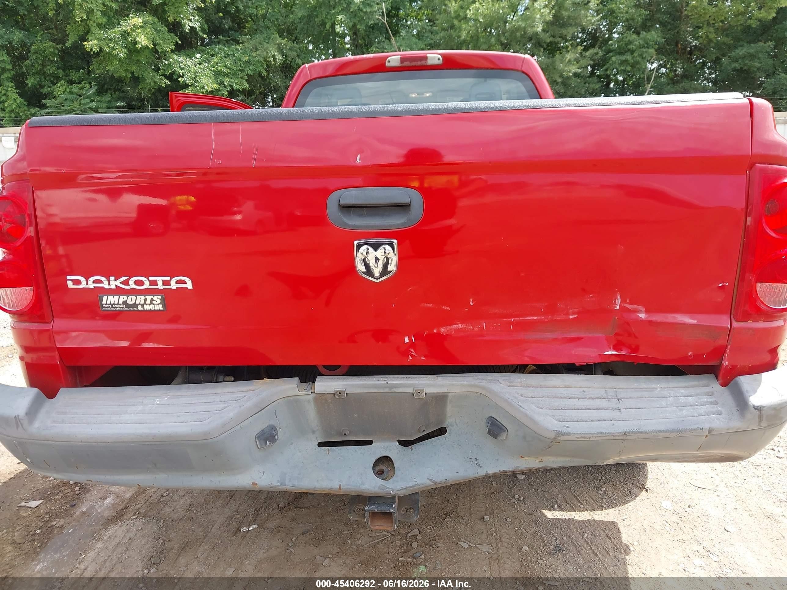 2005 Dodge Dakota VIN 1D7HE22KX5S126804 IAAI salvage auction — Rear End, Clear (Tennessee), sold $475 on 2026-07-11 (photo 6)