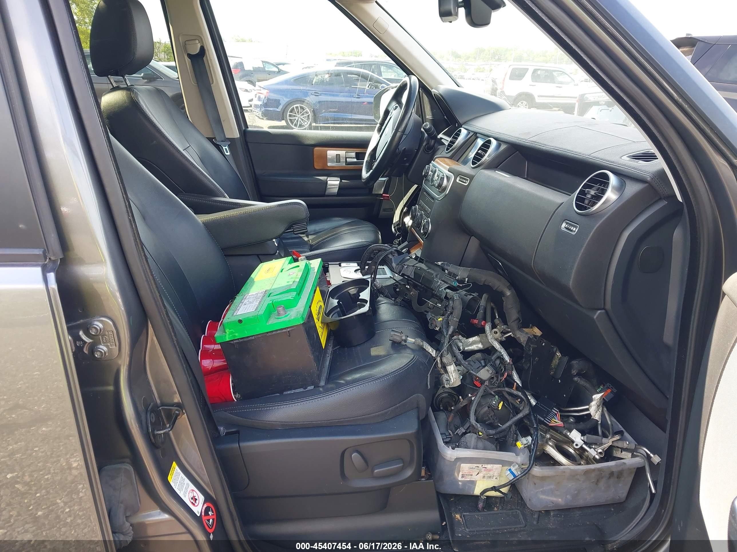 2016 Land Rover LR4 VIN SALAG2V68GA788726 IAAI salvage auction — Normal Wear, Clear (New York), sold $650 on 2026-06-30 (photo 5)