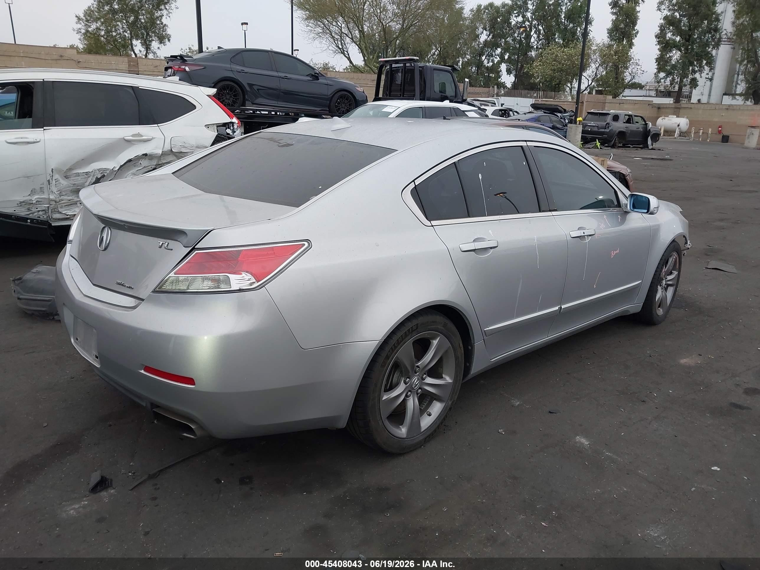 2013 Acura TL VIN 19UUA9E54DA004545 IAAI salvage auction — Front End, Salvage Certificate (California), sold $2,250 on 2026-07-12 (photo 4)