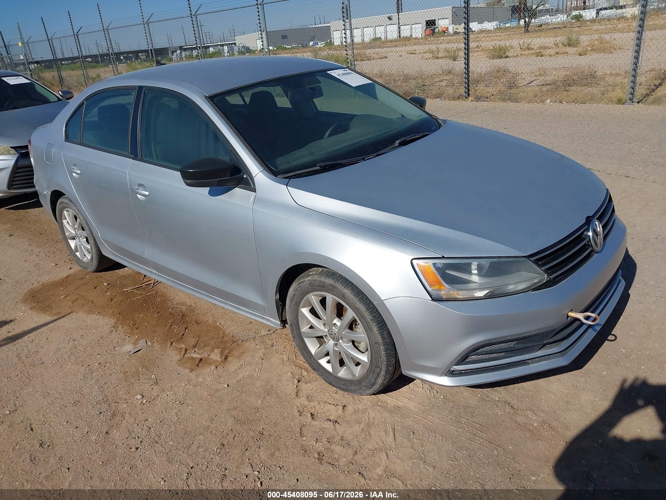 2015 Volkswagen Jetta VIN 3VWD17AJ4FM341547 IAAI salvage auction — Normal Wear, Clear-Dealer Only (Arizona), sold $625 on 2026-07-02 (photo 1)