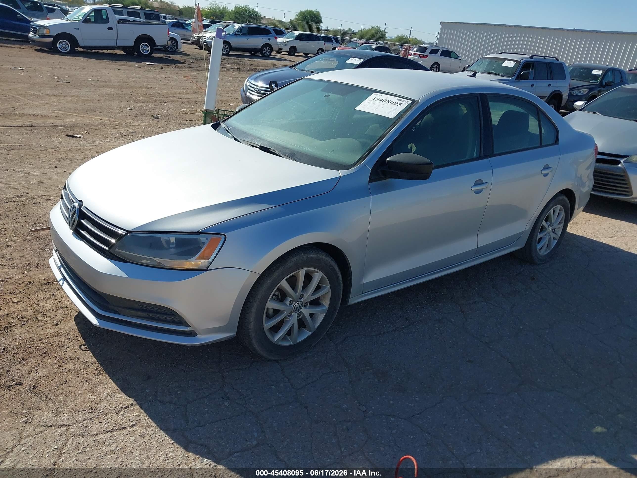 2015 Volkswagen Jetta VIN 3VWD17AJ4FM341547 IAAI salvage auction — Normal Wear, Clear-Dealer Only (Arizona), sold $625 on 2026-07-02 (photo 2)