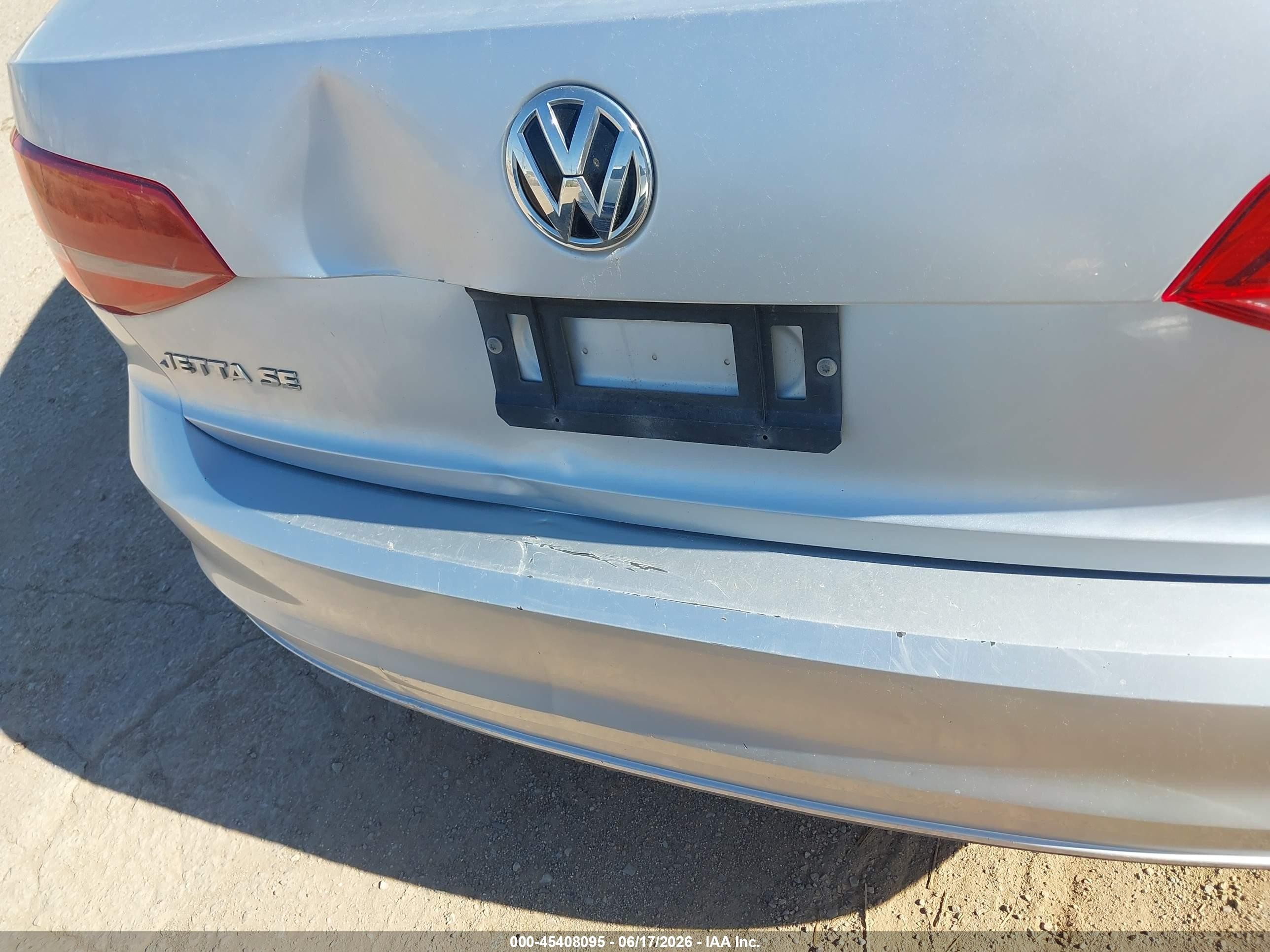 2015 Volkswagen Jetta VIN 3VWD17AJ4FM341547 IAAI salvage auction — Normal Wear, Clear-Dealer Only (Arizona), sold $625 on 2026-07-02 (photo 6)
