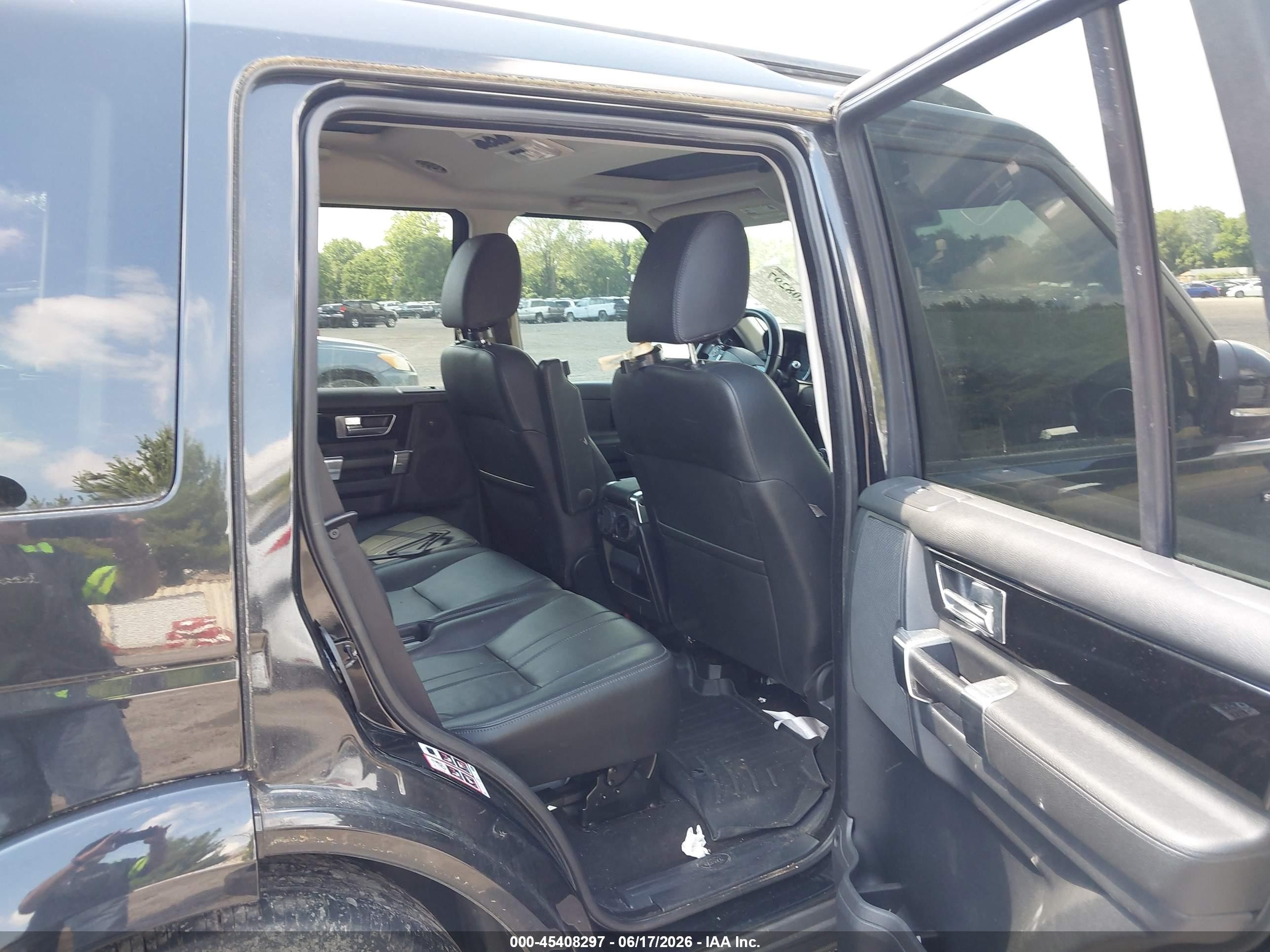 2015 Land Rover LR4 VIN SALAG2V6XFA750770 IAAI salvage auction — Normal Wear, Clear (New Jersey), sold $1,100 on 2026-06-30 (photo 8)