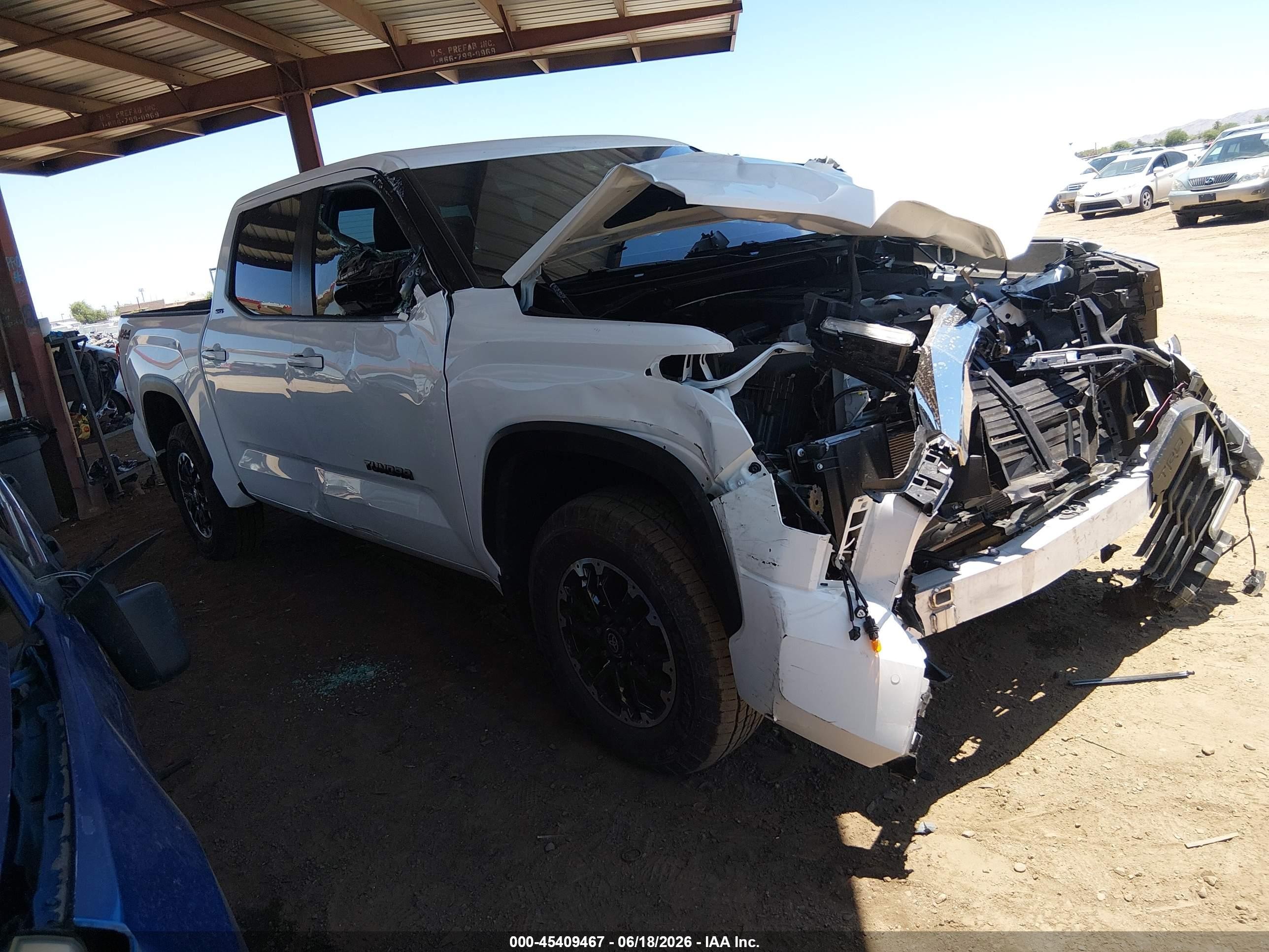 2026 Toyota Tundra VIN 5TFLA5DB0TX359072 — IAAI salvage auction photo
