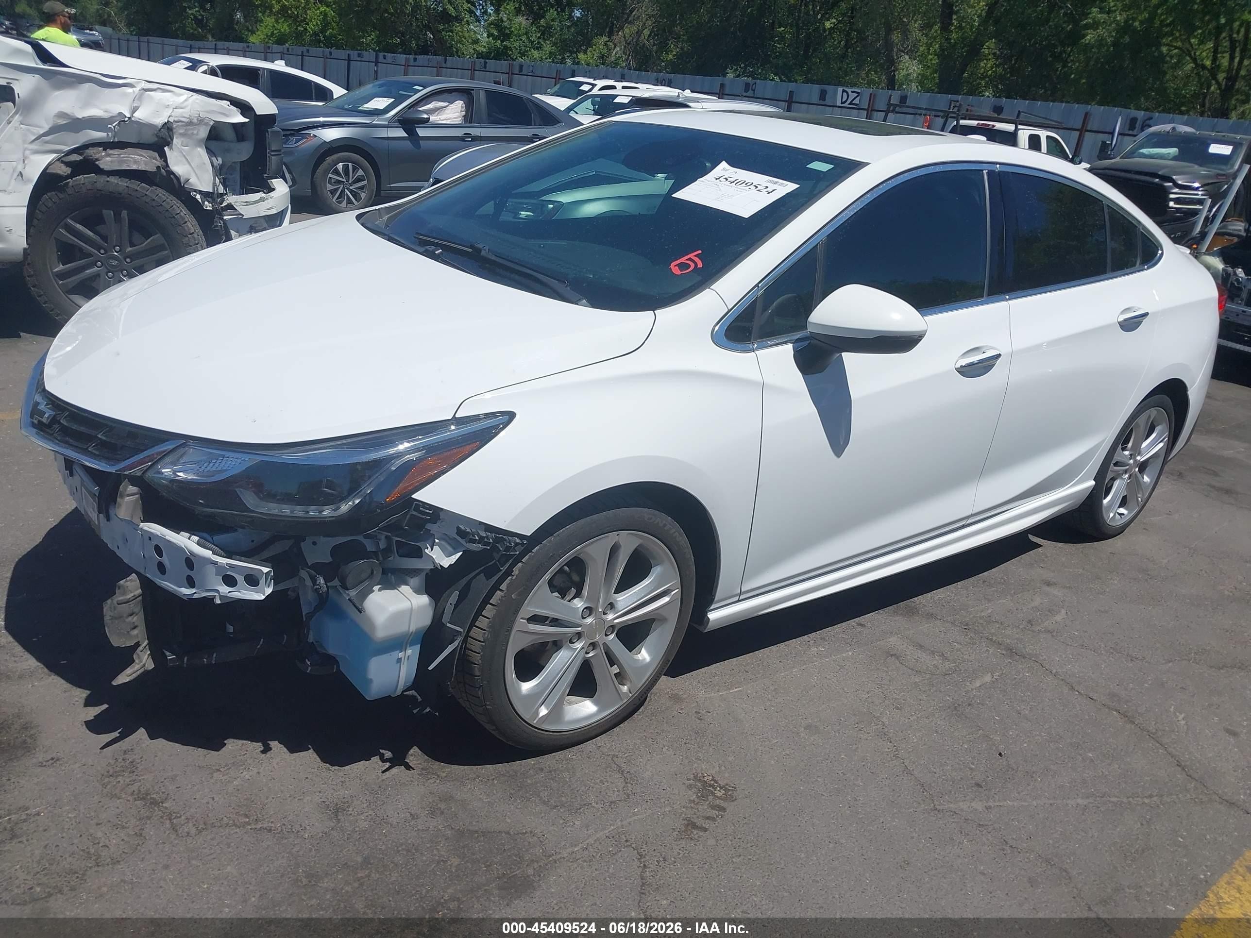 2017 Chevrolet Cruze VIN 1G1BF5SM5H7257543 IAAI salvage auction — Front End, Salvage (Utah), sold $3,450 on 2026-07-09 (photo 2)