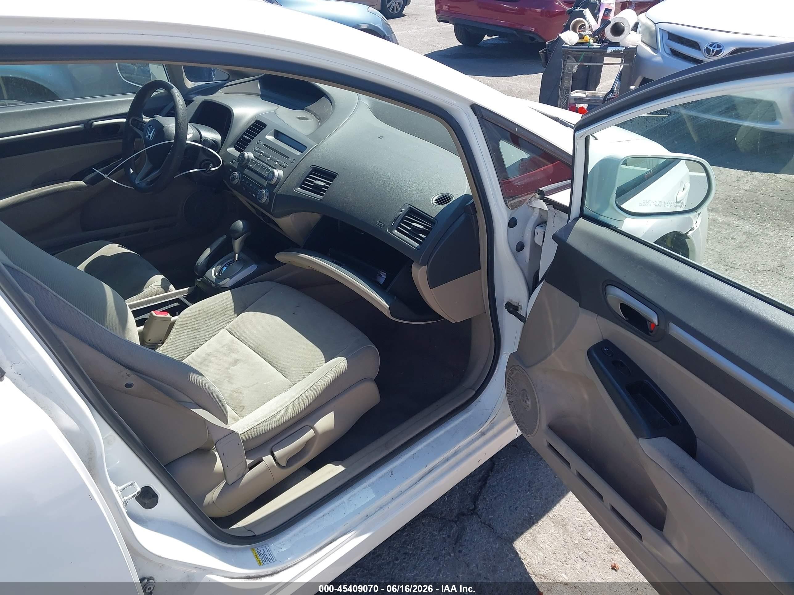 2009 Honda Civic VIN 19XFA16819E035869 IAAI salvage auction — Normal Wear, Clear - Dealer Only (California), sold $1,000 on 2026-07-02 (photo 5)