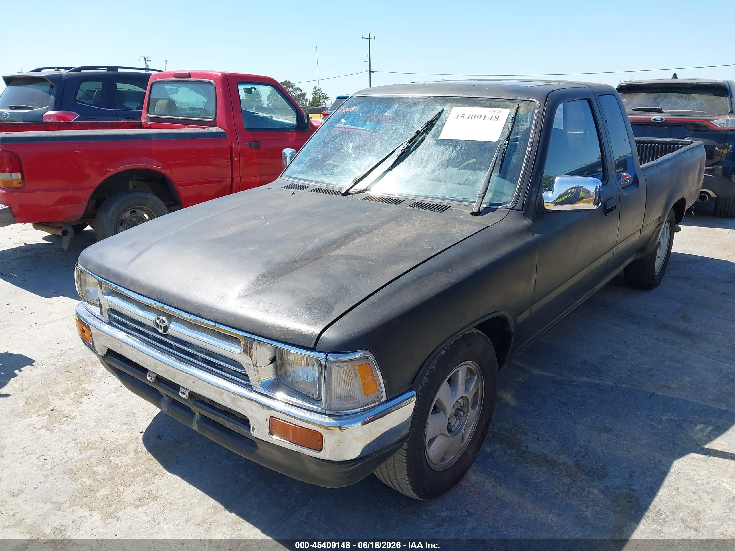 1993 Toyota Pickup VIN JT4VN93G6P5038625 IAAI salvage auction — Normal Wear, Clear - Dealer Only (California), sold $1,925 on 2026-07-09 (photo 6)