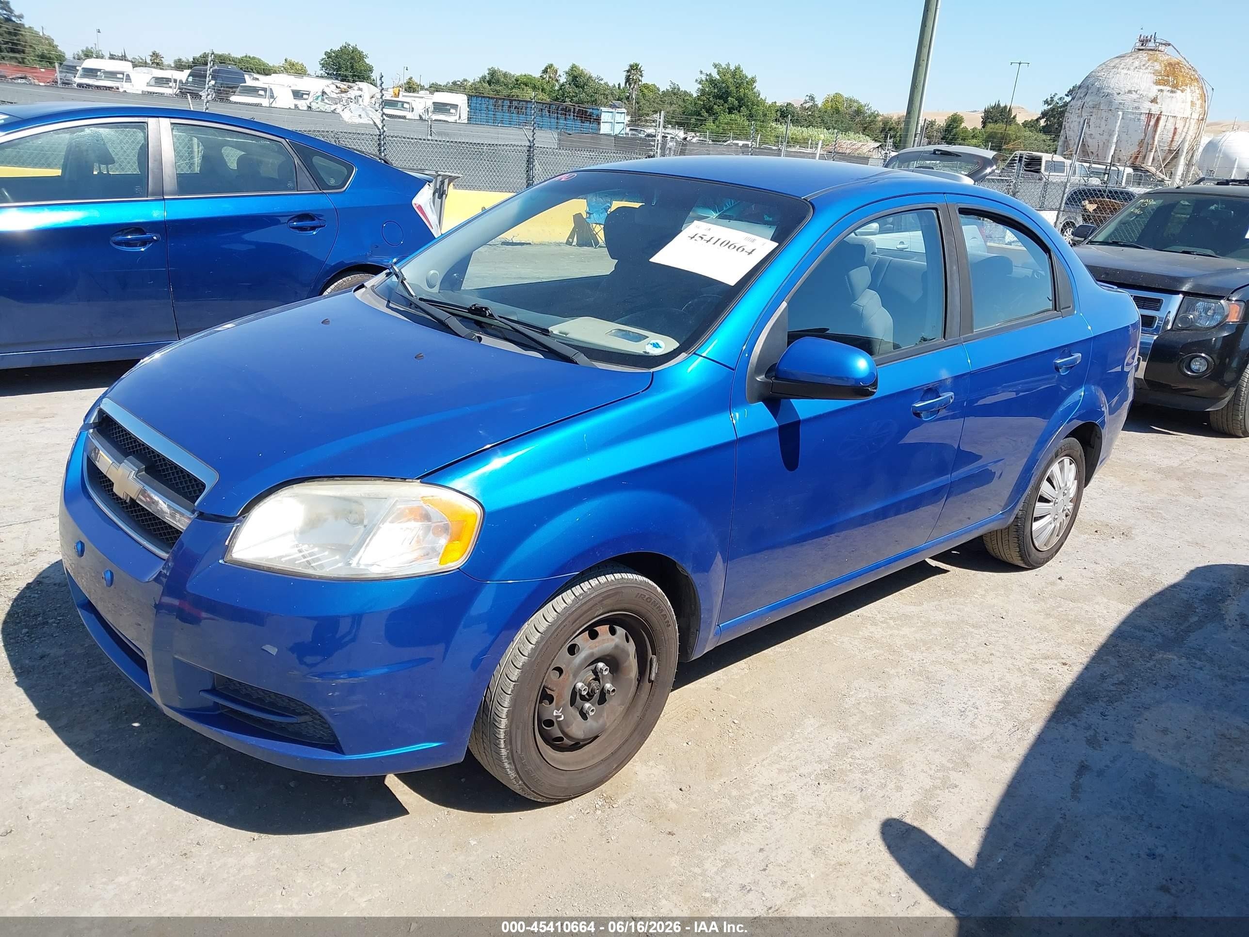 2011 Chevrolet Aveo VIN KL1TD5DE6BB113079 IAAI salvage auction — Normal Wear, Clear - Dealer Only (California), sold $375 on 2026-07-09 (photo 2)
