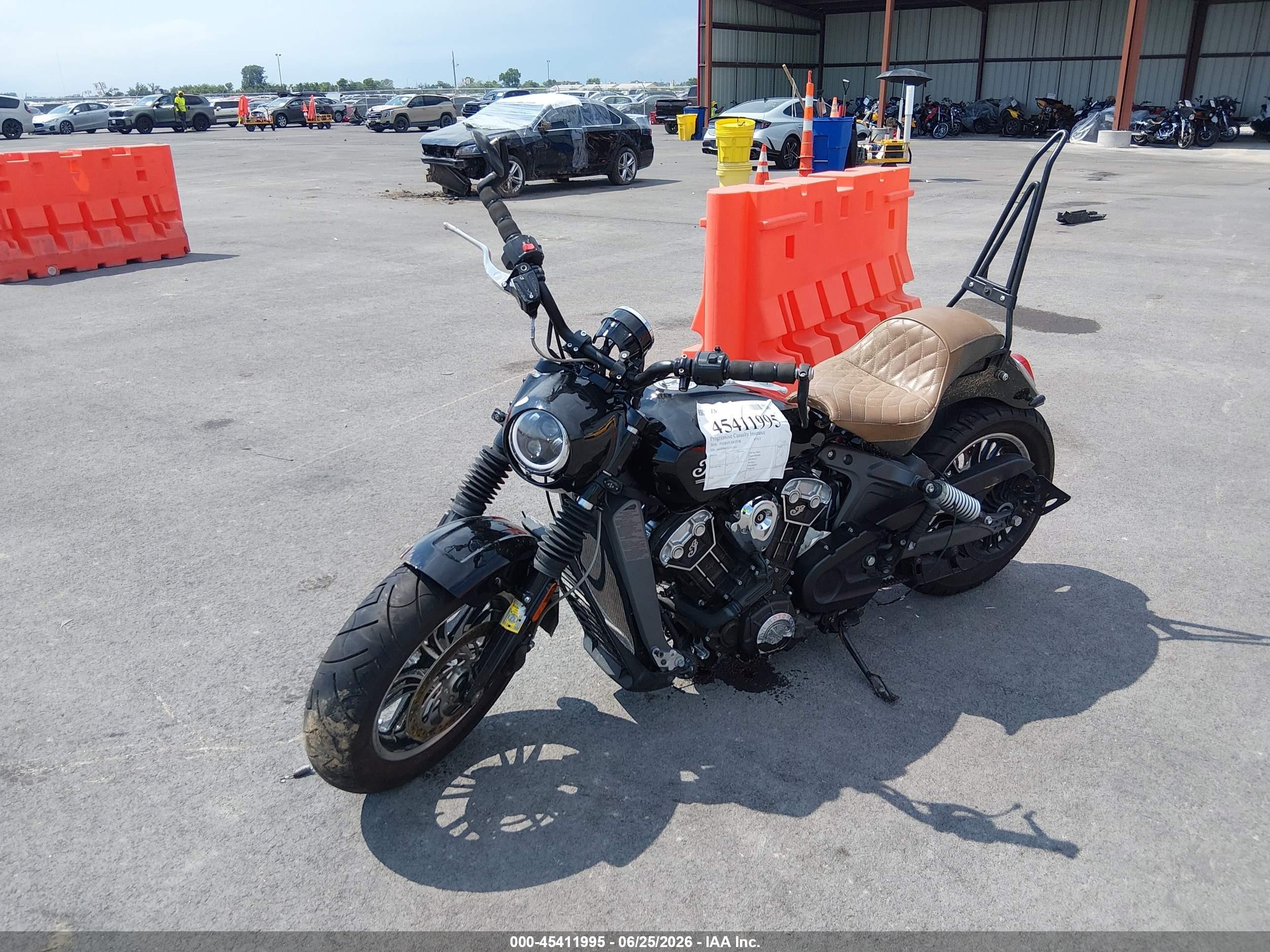 2016 Indian Motorcycle Co. SCOUT VIN 56KMSB007G3113034 IAAI salvage auction — All Over, Salvage (Missouri), sold $25 on 2026-08-04 (photo 2)