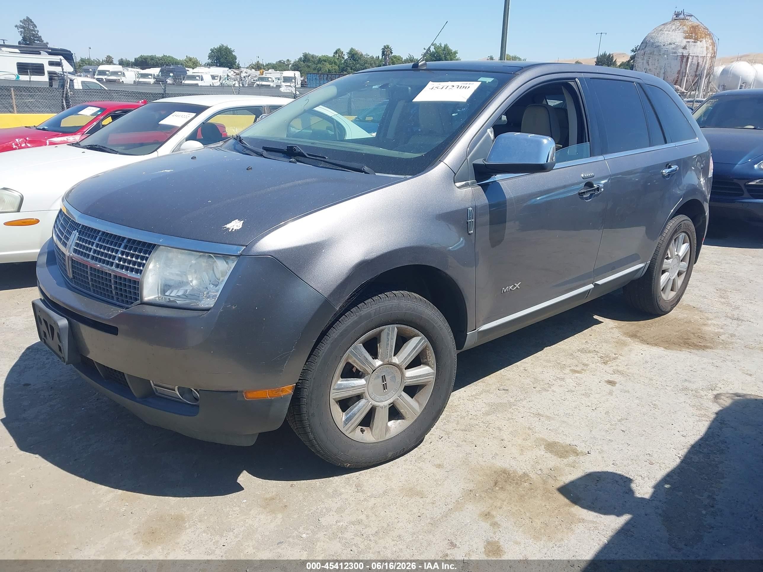 2009 Lincoln MKX VIN 2LMDU68C79BJ10708 IAAI salvage auction — Normal Wear, Clear - Dealer Only (California), sold $375 on 2026-07-09 (photo 2)