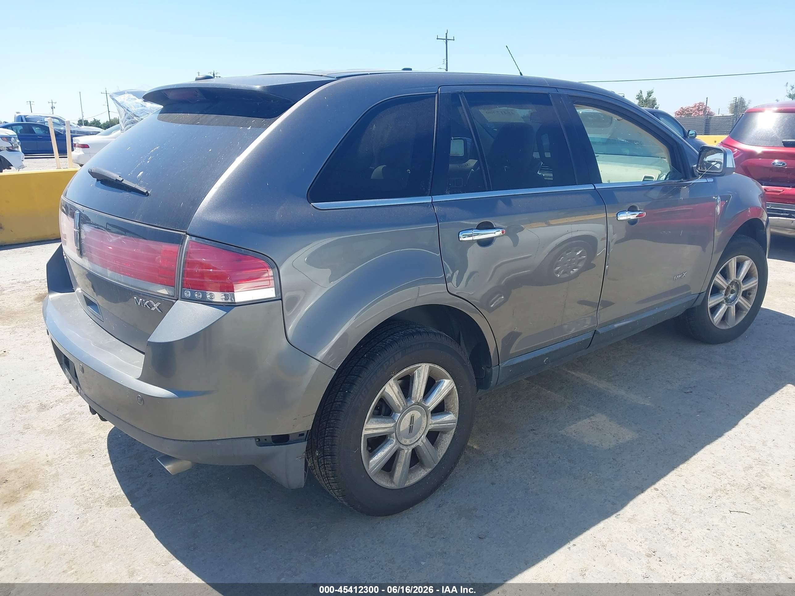2009 Lincoln MKX VIN 2LMDU68C79BJ10708 IAAI salvage auction — Normal Wear, Clear - Dealer Only (California), sold $375 on 2026-07-09 (photo 4)