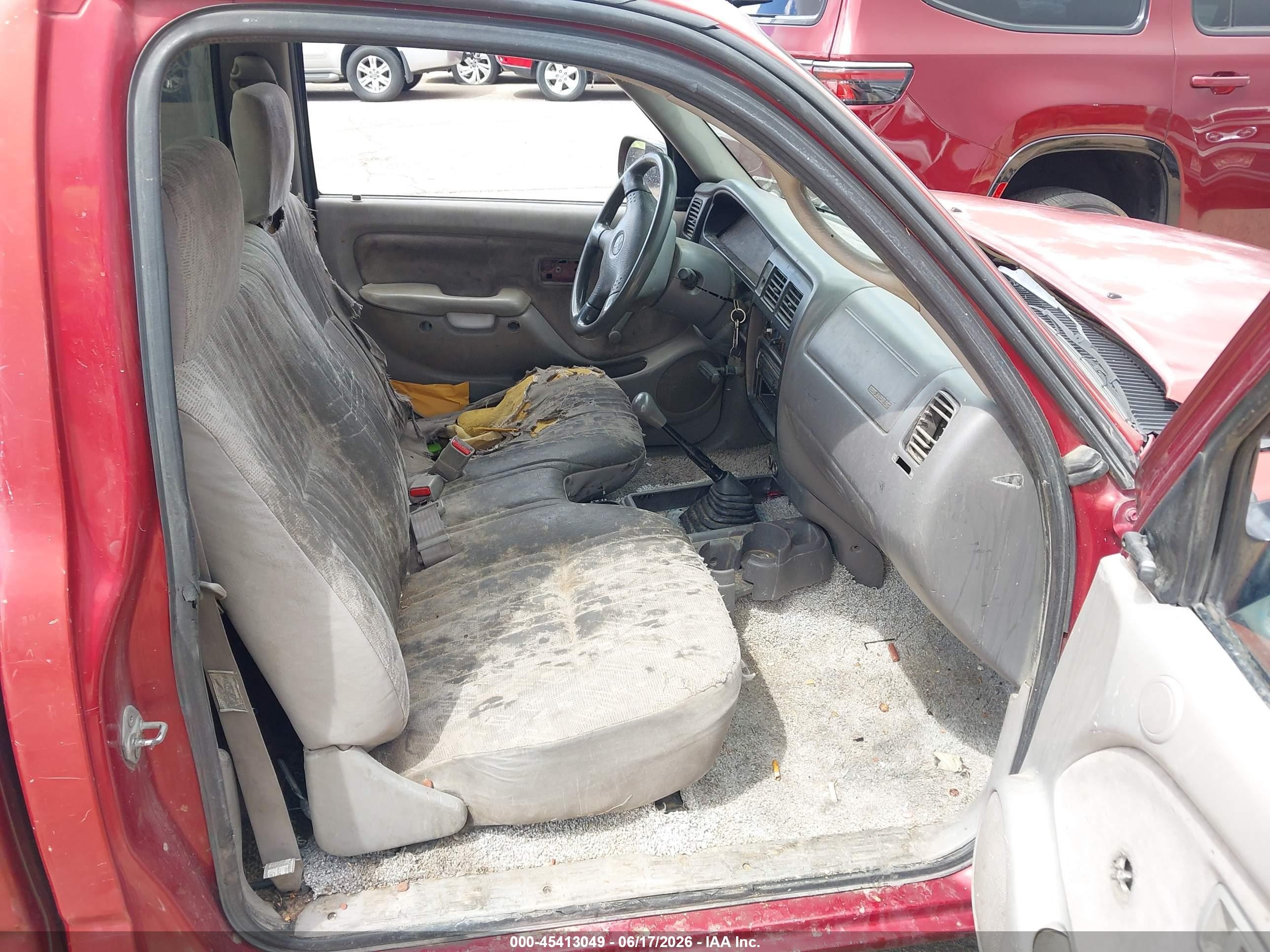 2001 Toyota Tacoma VIN 5TENL42NX1Z853827 IAAI salvage auction — Front End, Salvage (Arizona), sold $900 on 2026-07-09 (photo 5)