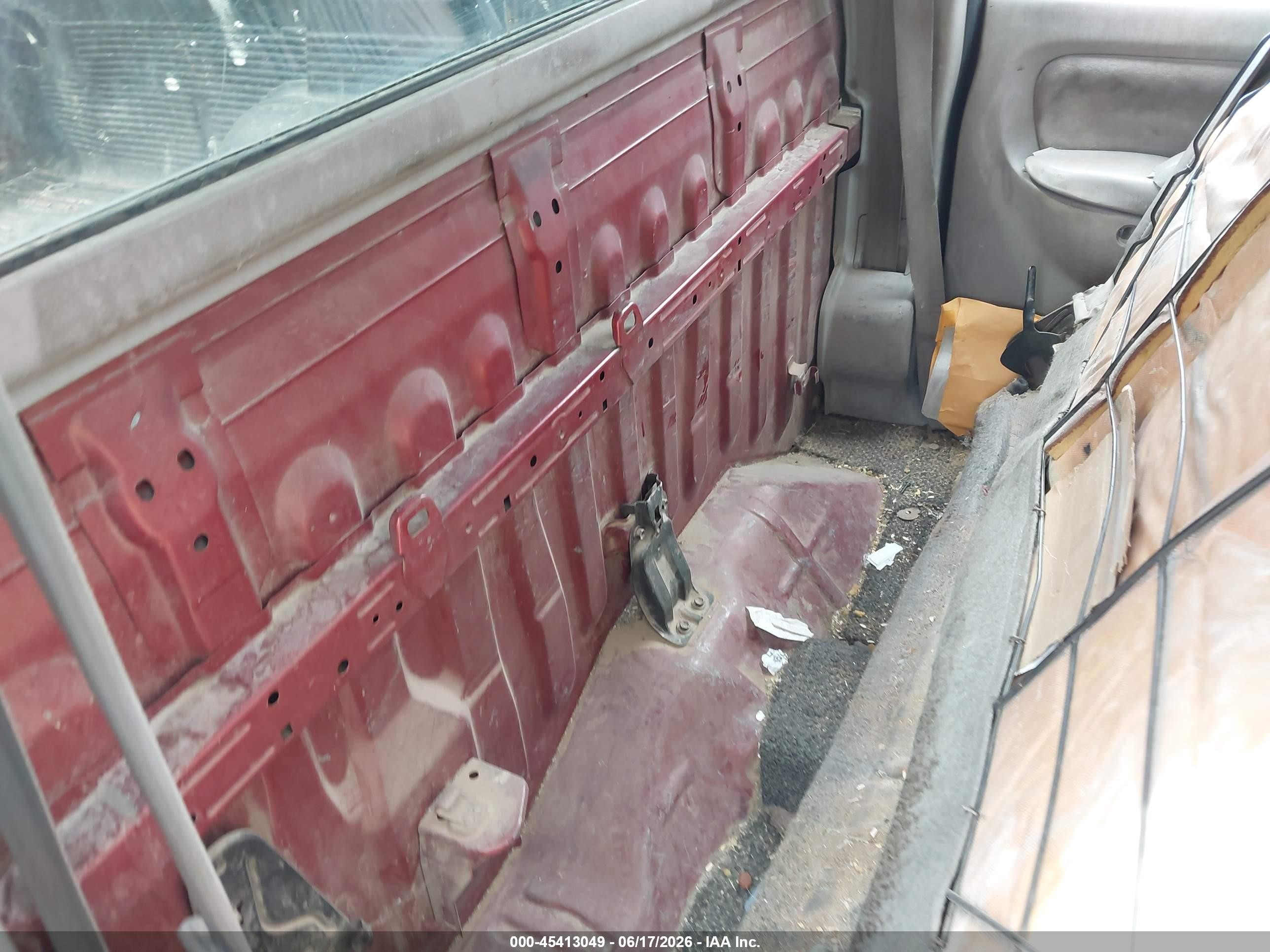 2001 Toyota Tacoma VIN 5TENL42NX1Z853827 IAAI salvage auction — Front End, Salvage (Arizona), sold $900 on 2026-07-09 (photo 8)